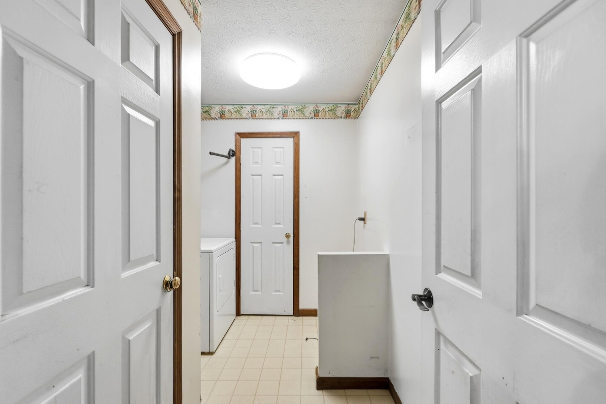 384 Parkview, Woodstock, Ohio 43084
