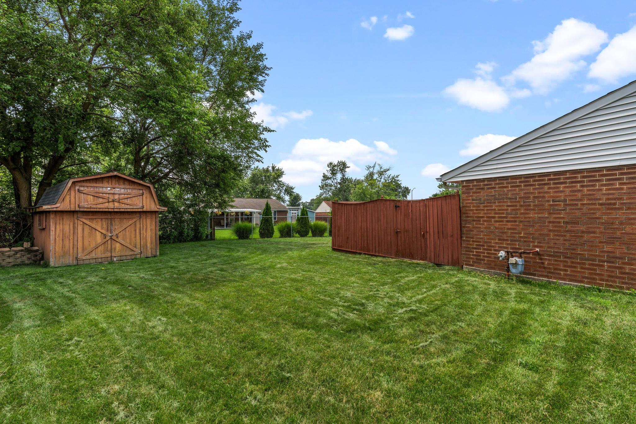 8289 Millspring, Dayton, Ohio 45424