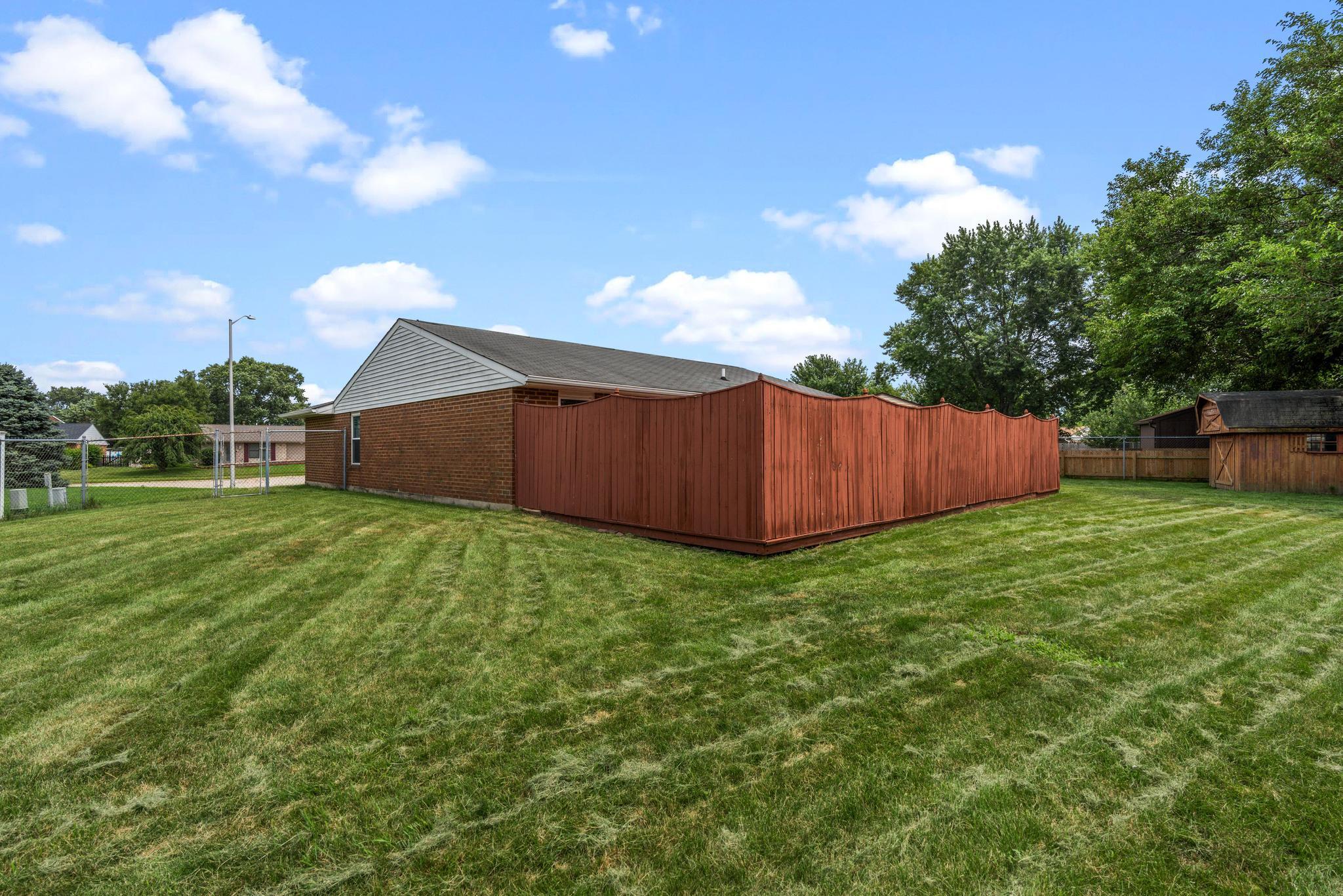 8289 Millspring, Dayton, Ohio 45424