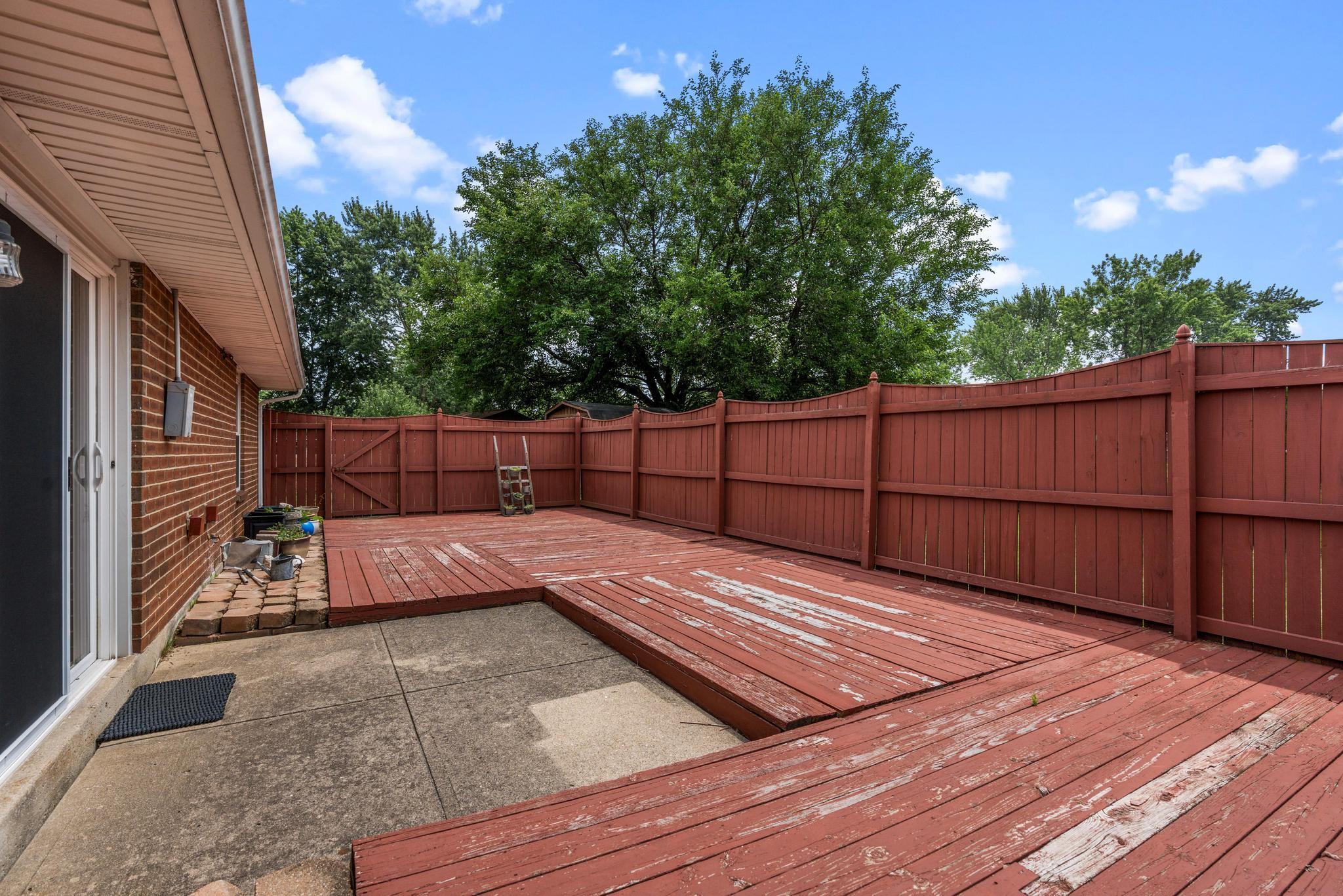 8289 Millspring, Dayton, Ohio 45424