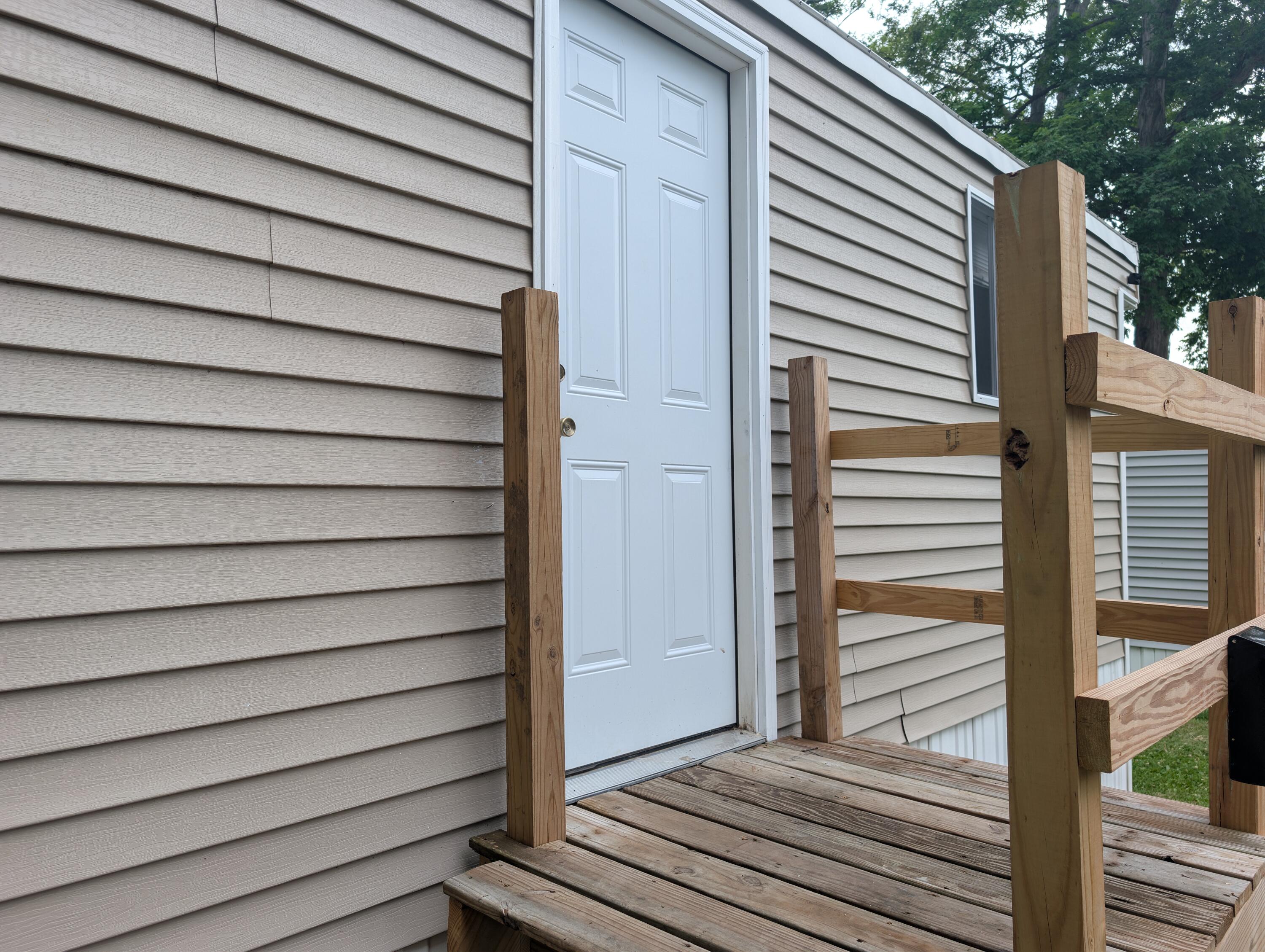 302 Mobile, Springfield, Ohio 45503