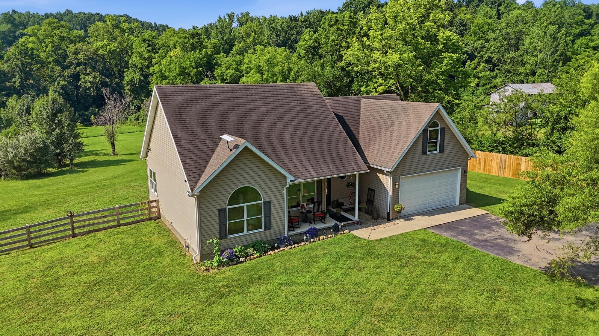 2619 Fox Hollow, Springfield, Ohio 45502