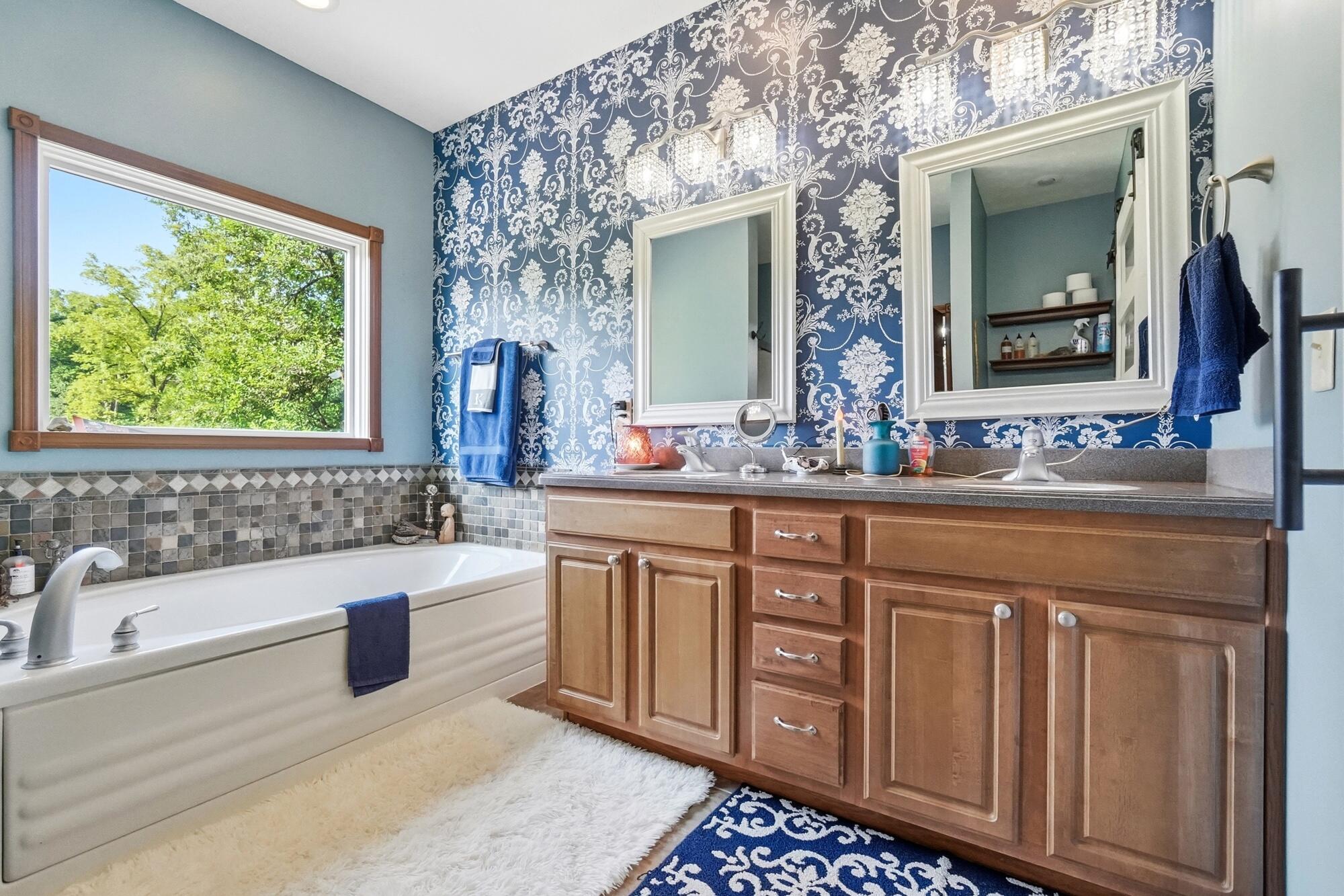 2619 Fox Hollow, Springfield, Ohio 45502