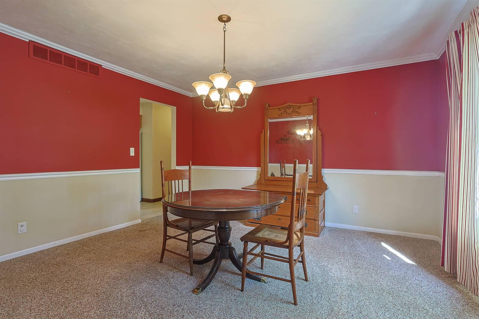 2727 Wellsford, Springfield, Ohio 45503