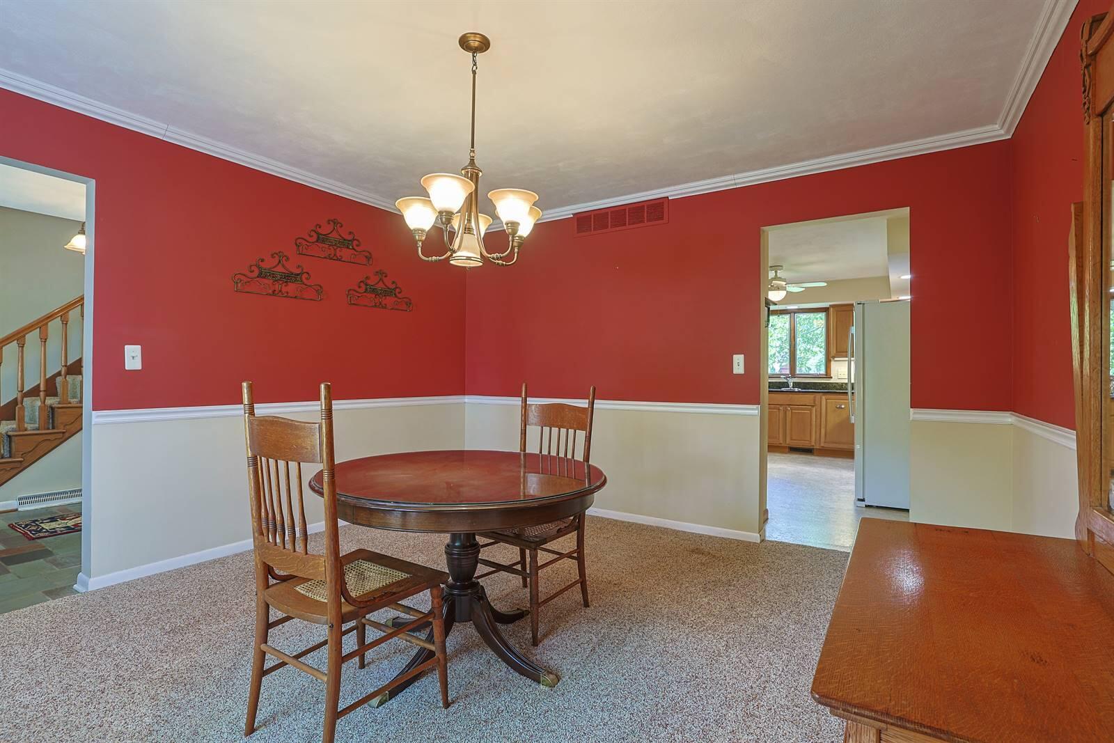 2727 Wellsford, Springfield, Ohio 45503