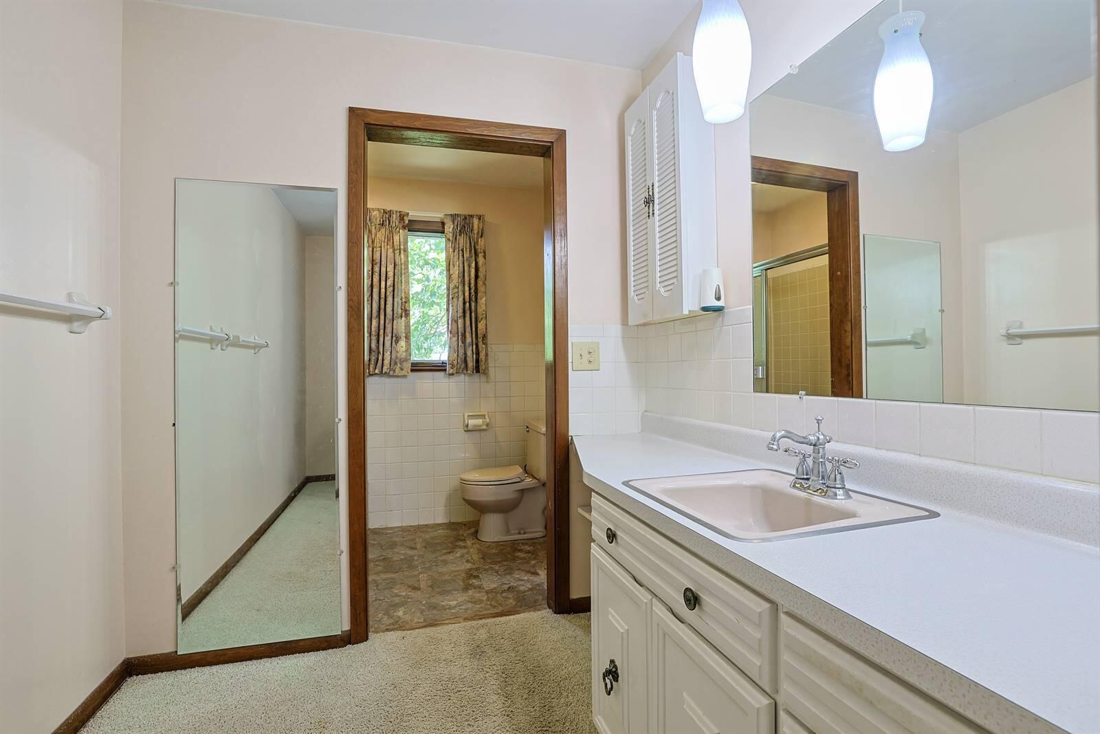 2727 Wellsford, Springfield, Ohio 45503