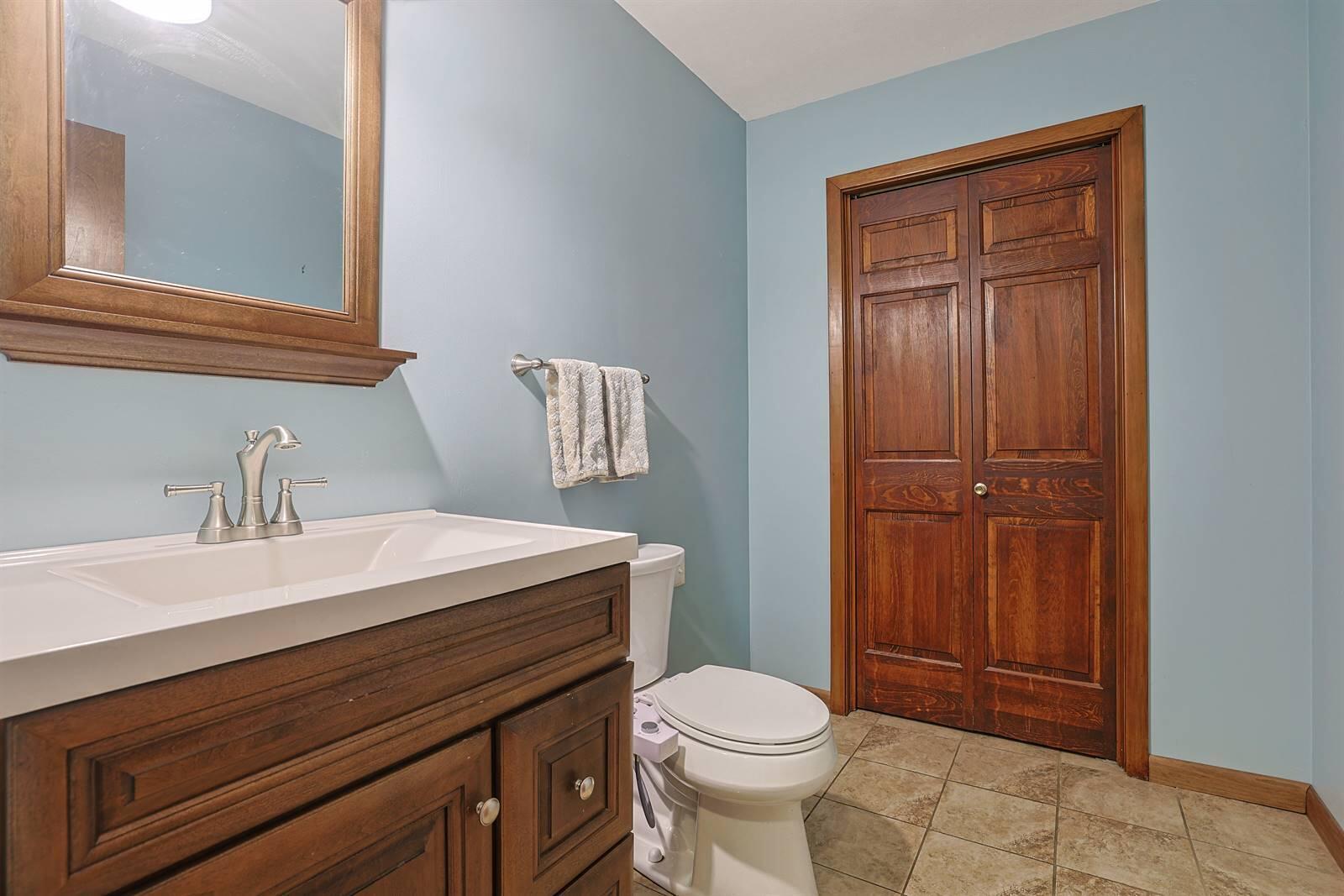 2727 Wellsford, Springfield, Ohio 45503