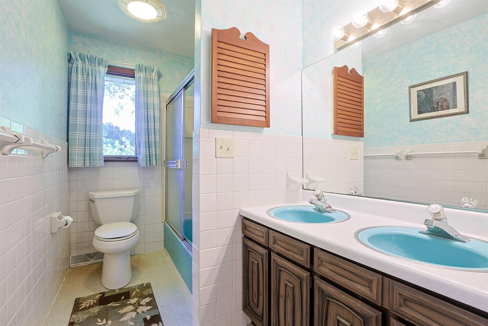 2727 Wellsford, Springfield, Ohio 45503