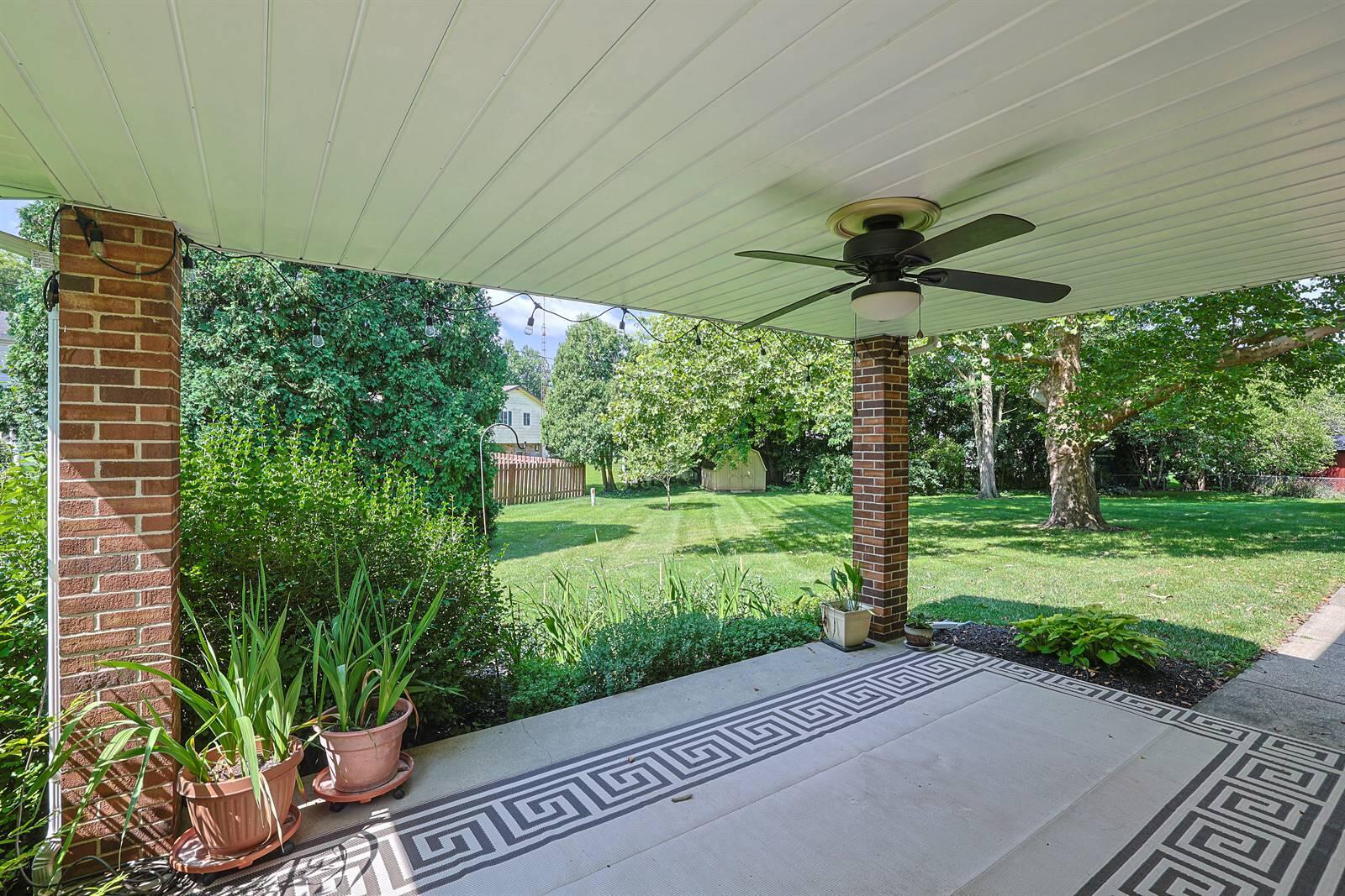 2727 Wellsford, Springfield, Ohio 45503