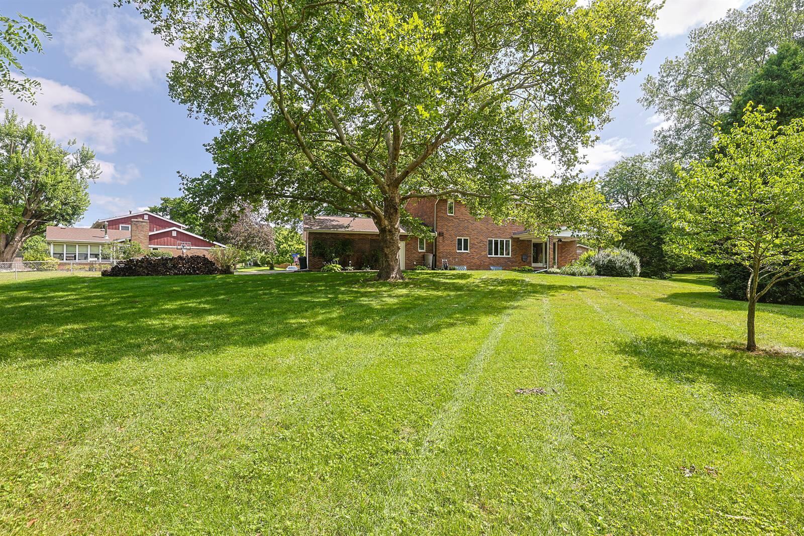 2727 Wellsford, Springfield, Ohio 45503
