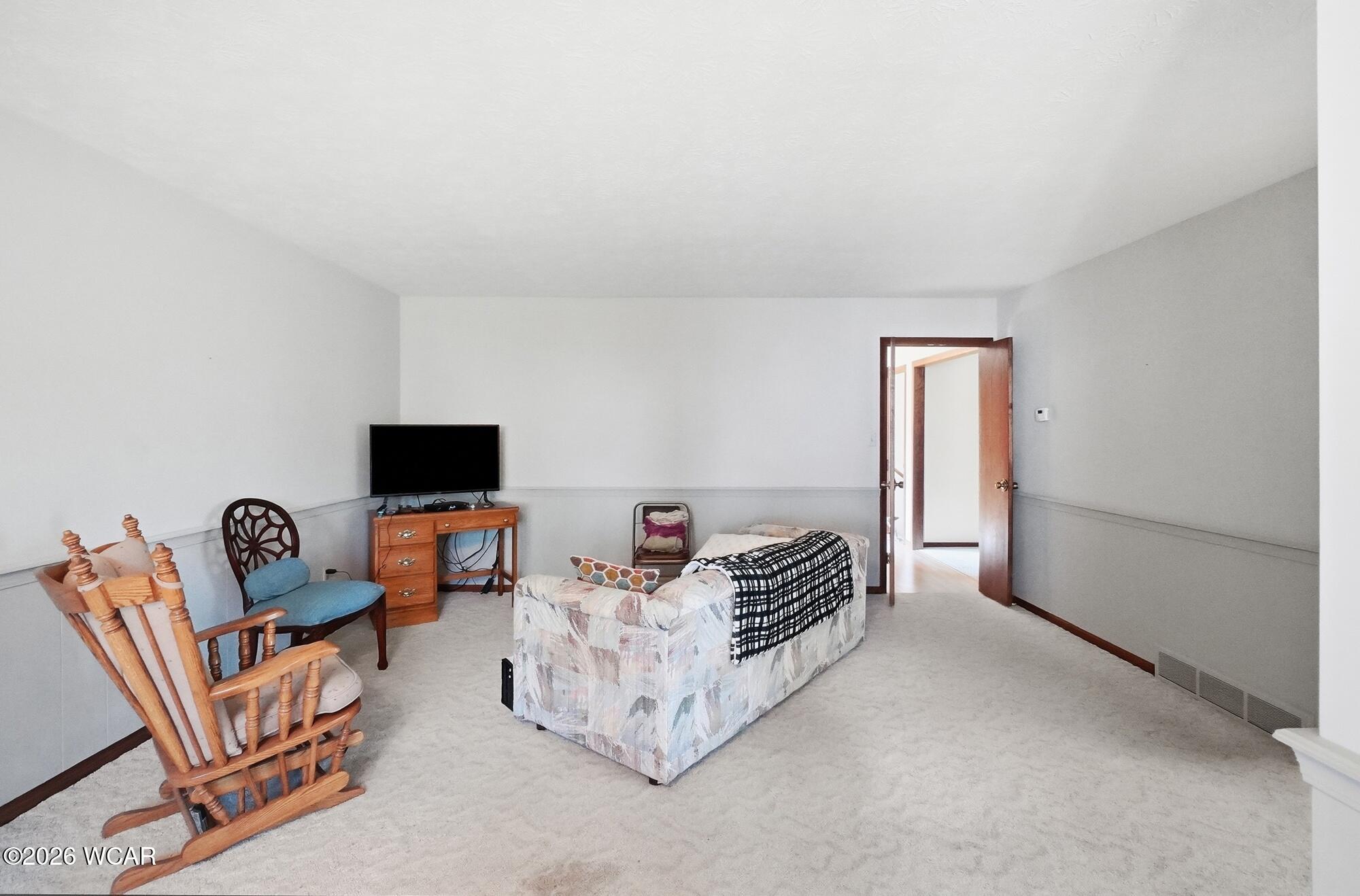 15811 Sunset Boulevard, Wapakoneta, Ohio