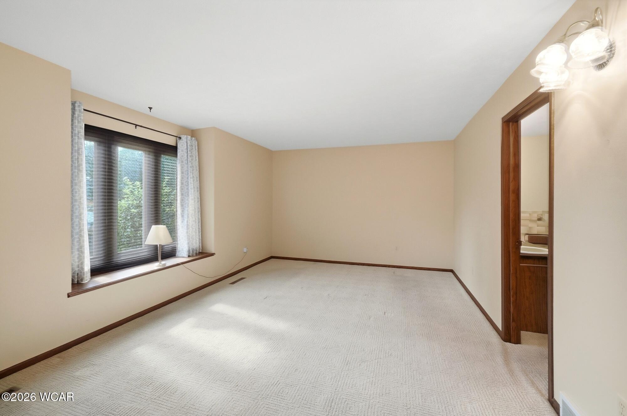 15811 Sunset Boulevard, Wapakoneta, Ohio
