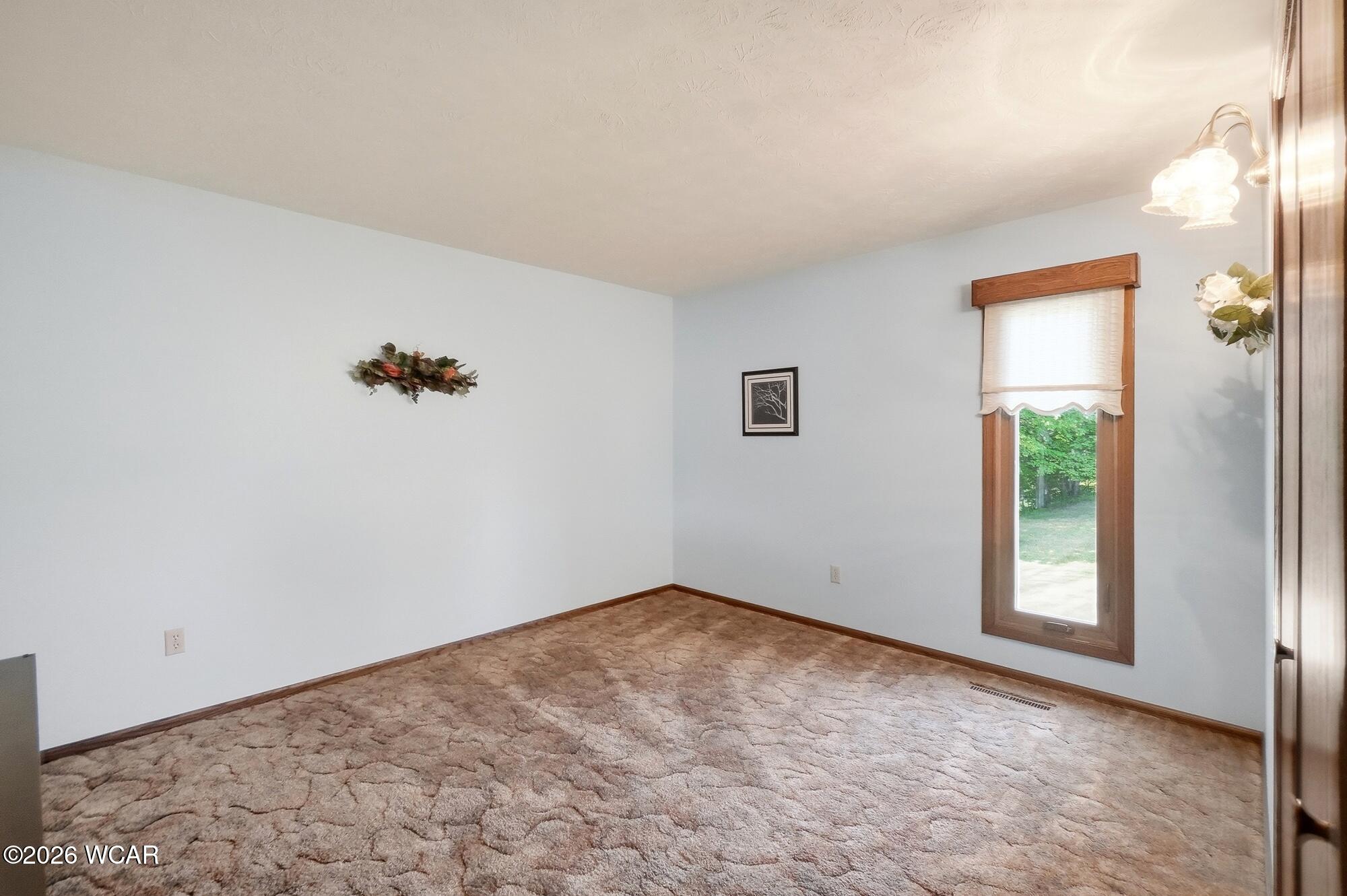 15811 Sunset Boulevard, Wapakoneta, Ohio