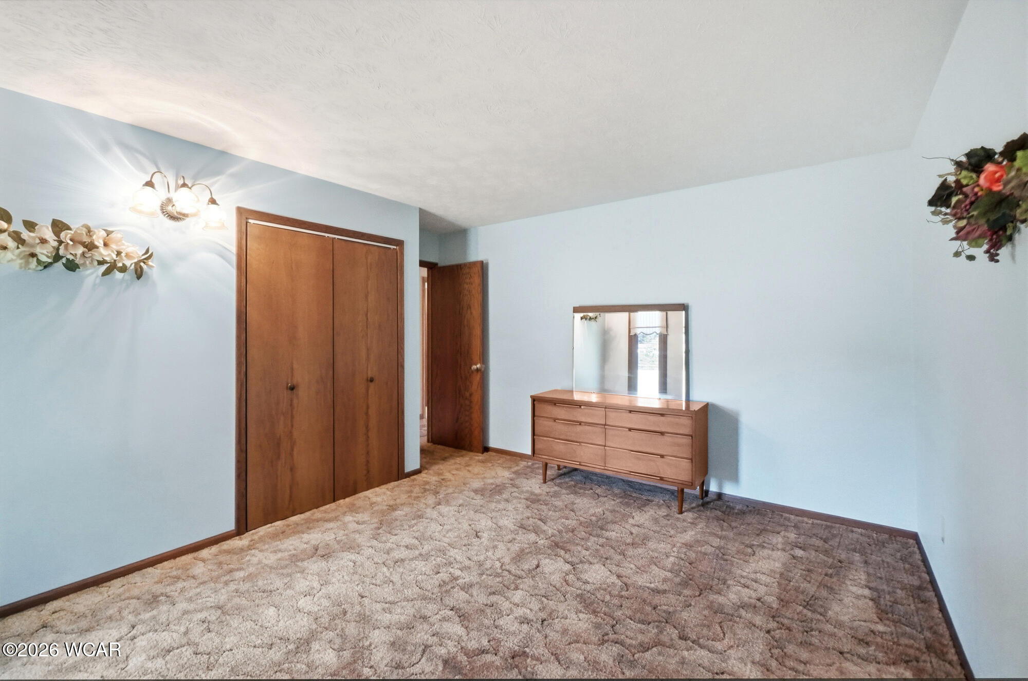 15811 Sunset Boulevard, Wapakoneta, Ohio