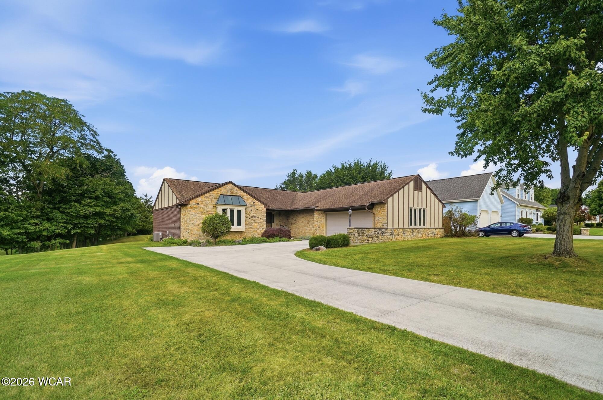 15811 Sunset Boulevard, Wapakoneta, Ohio