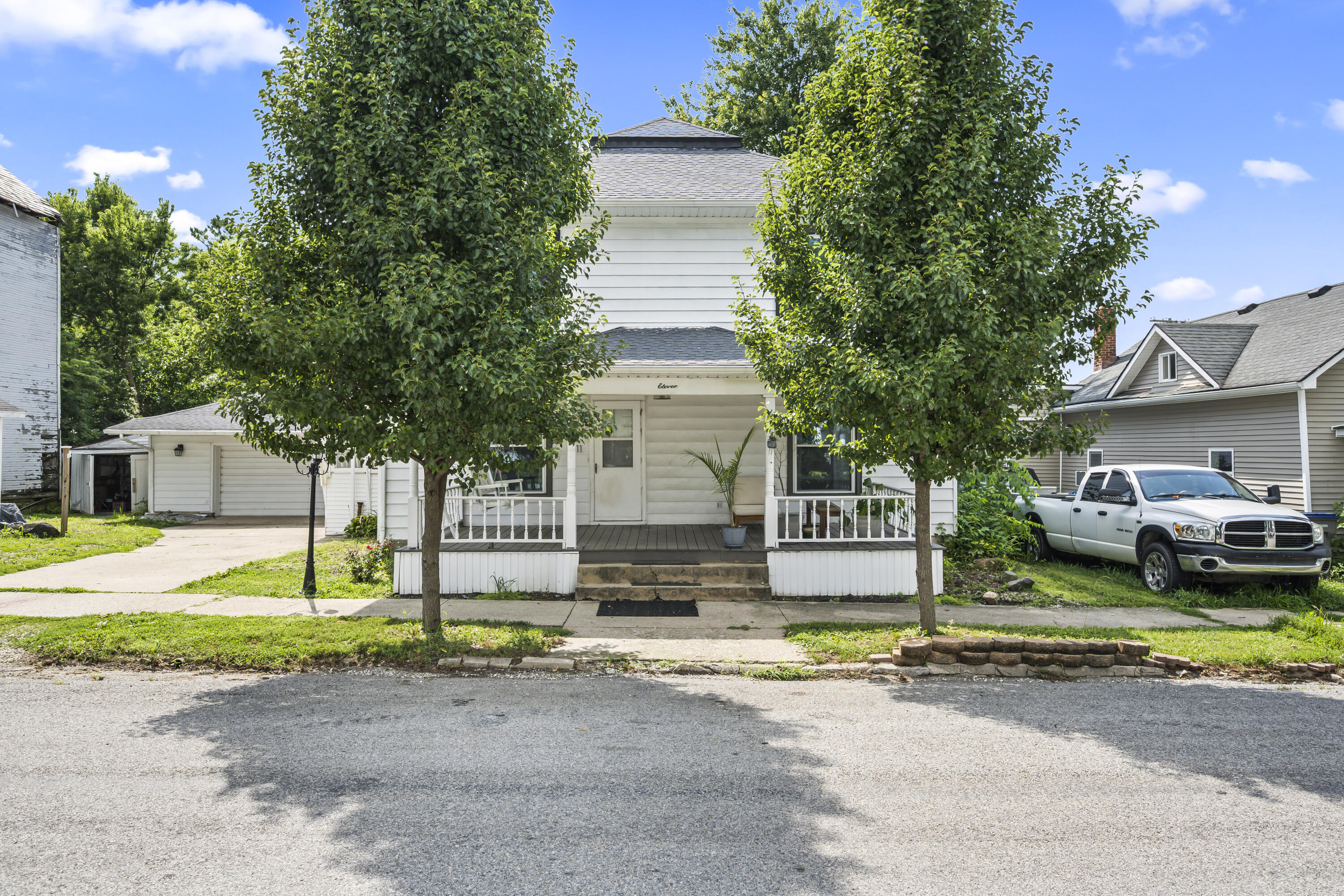 11 Main, Christiansburg, Ohio 45389