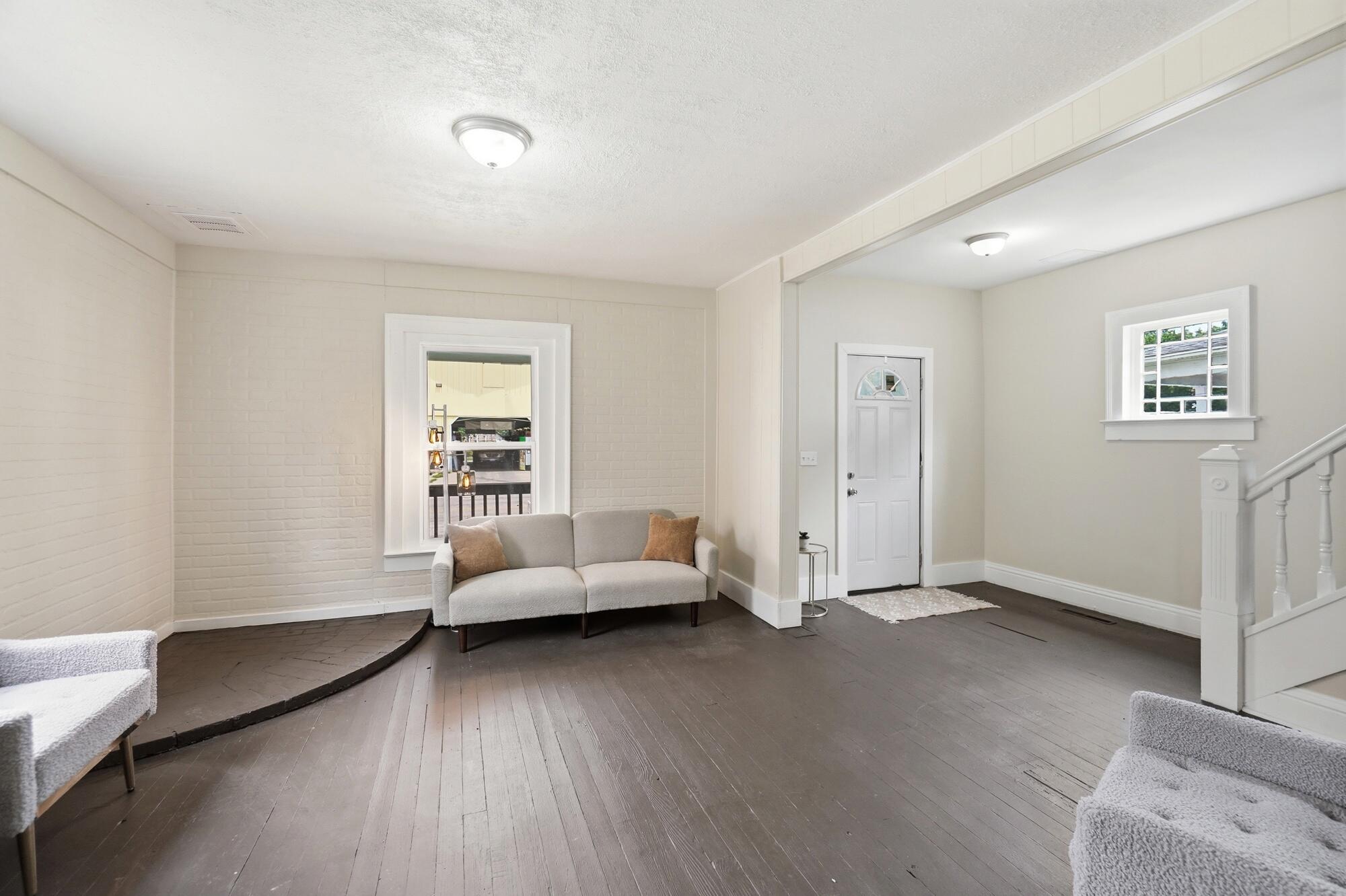 967 James, Springfield, Ohio 45503