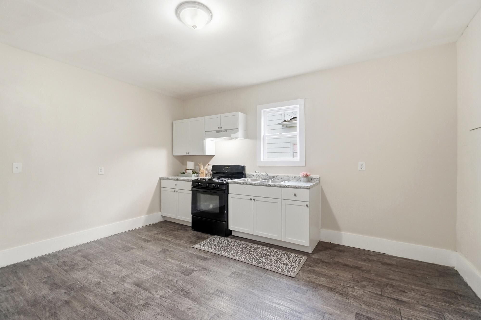 967 James, Springfield, Ohio 45503