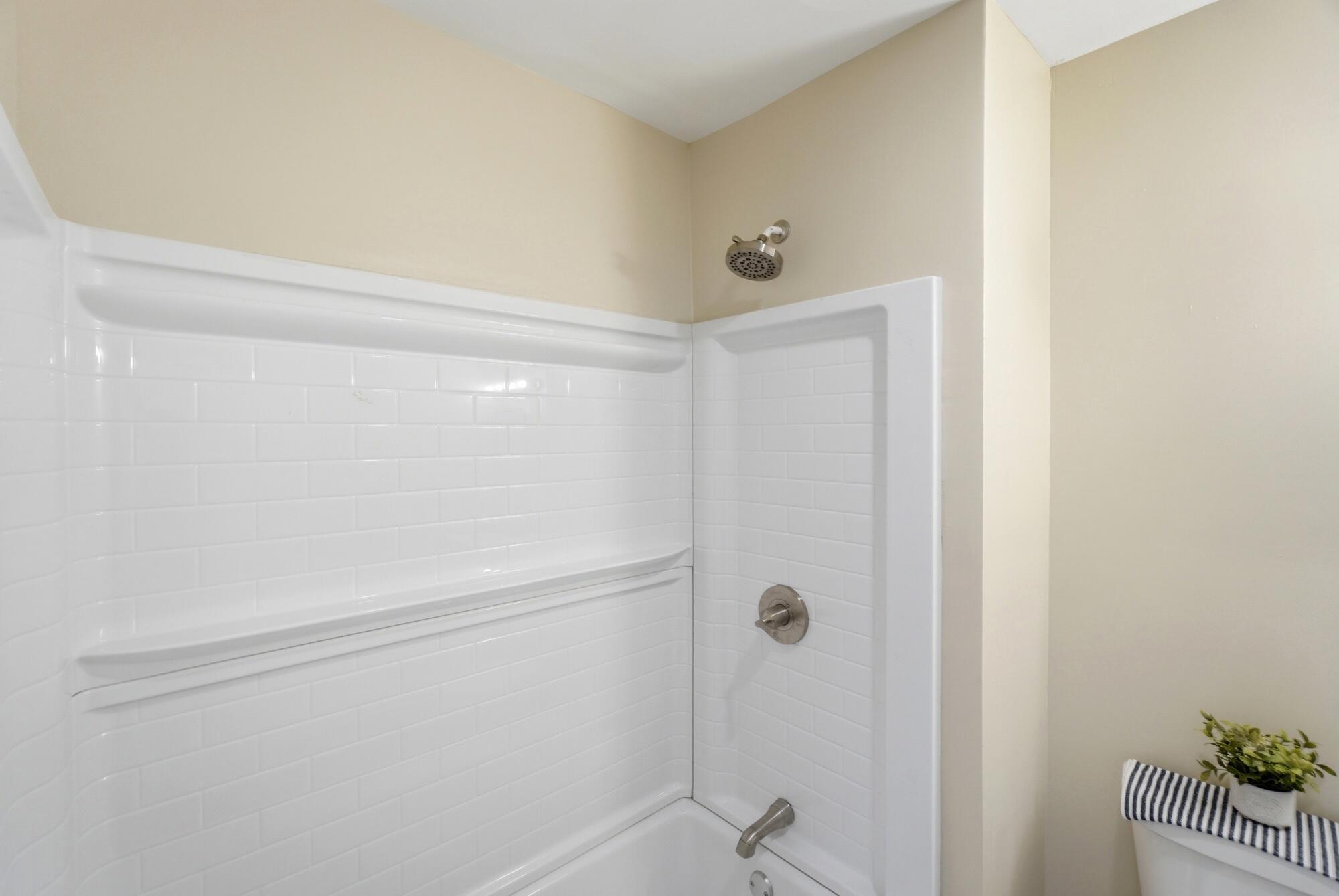 967 James, Springfield, Ohio 45503