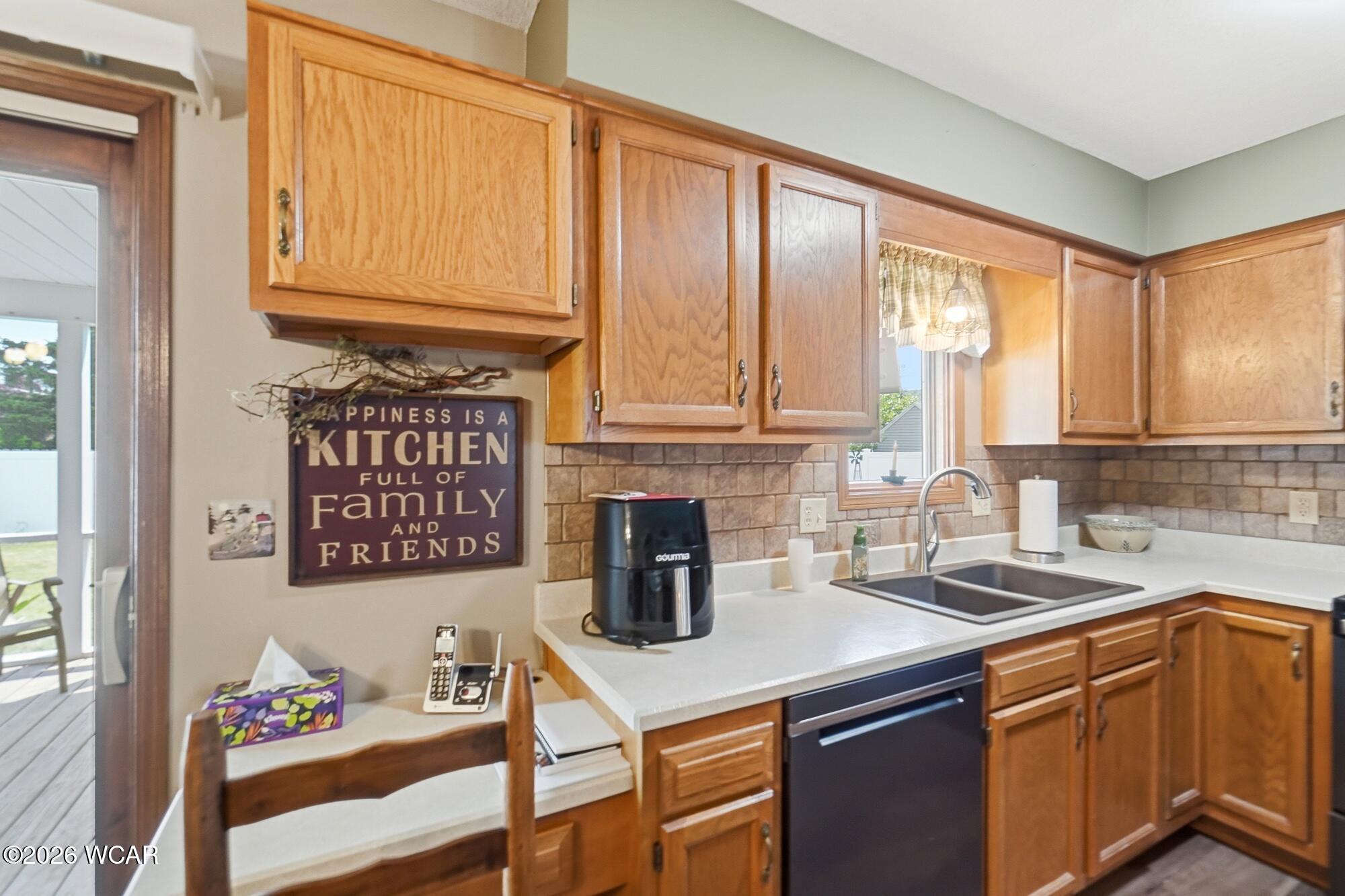 142 Geneva Lane, Elida, Ohio