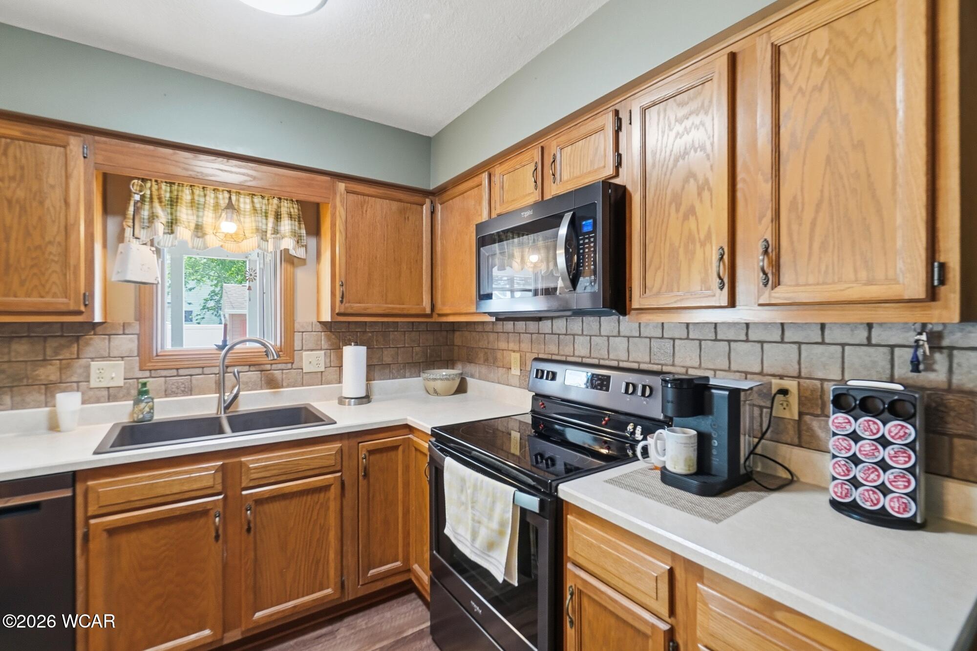 142 Geneva Lane, Elida, Ohio