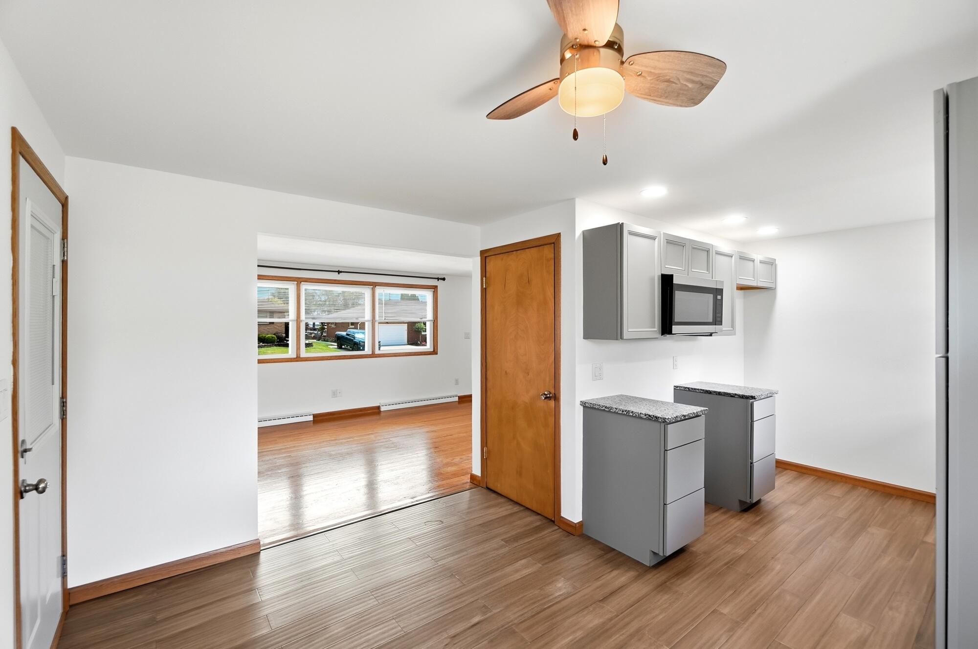 4209 Helena, Springfield, Ohio 45503