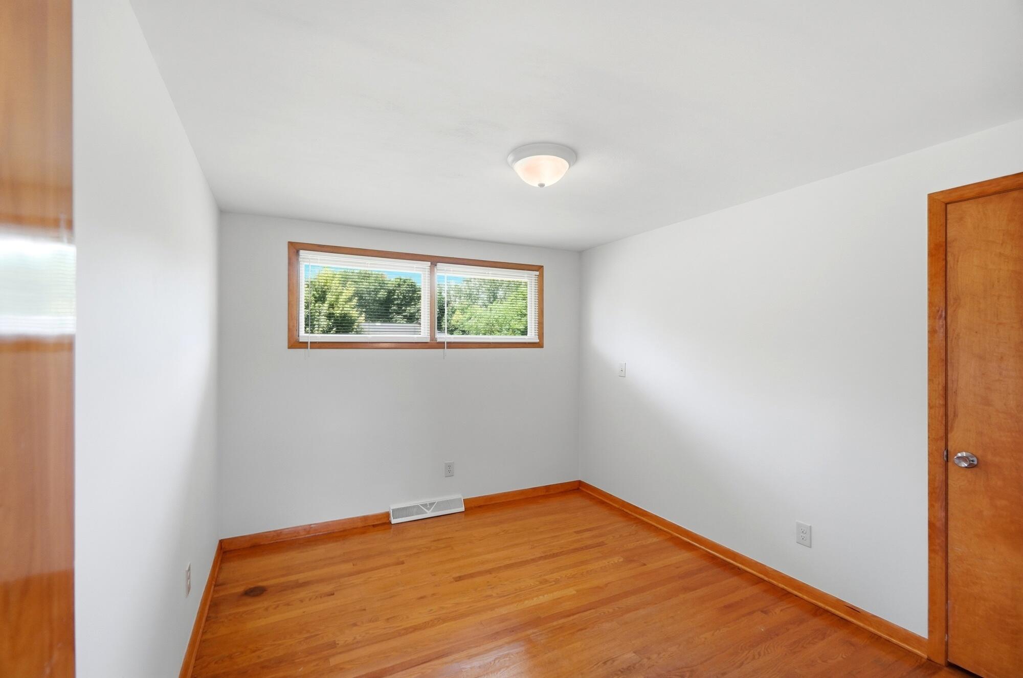4209 Helena, Springfield, Ohio 45503