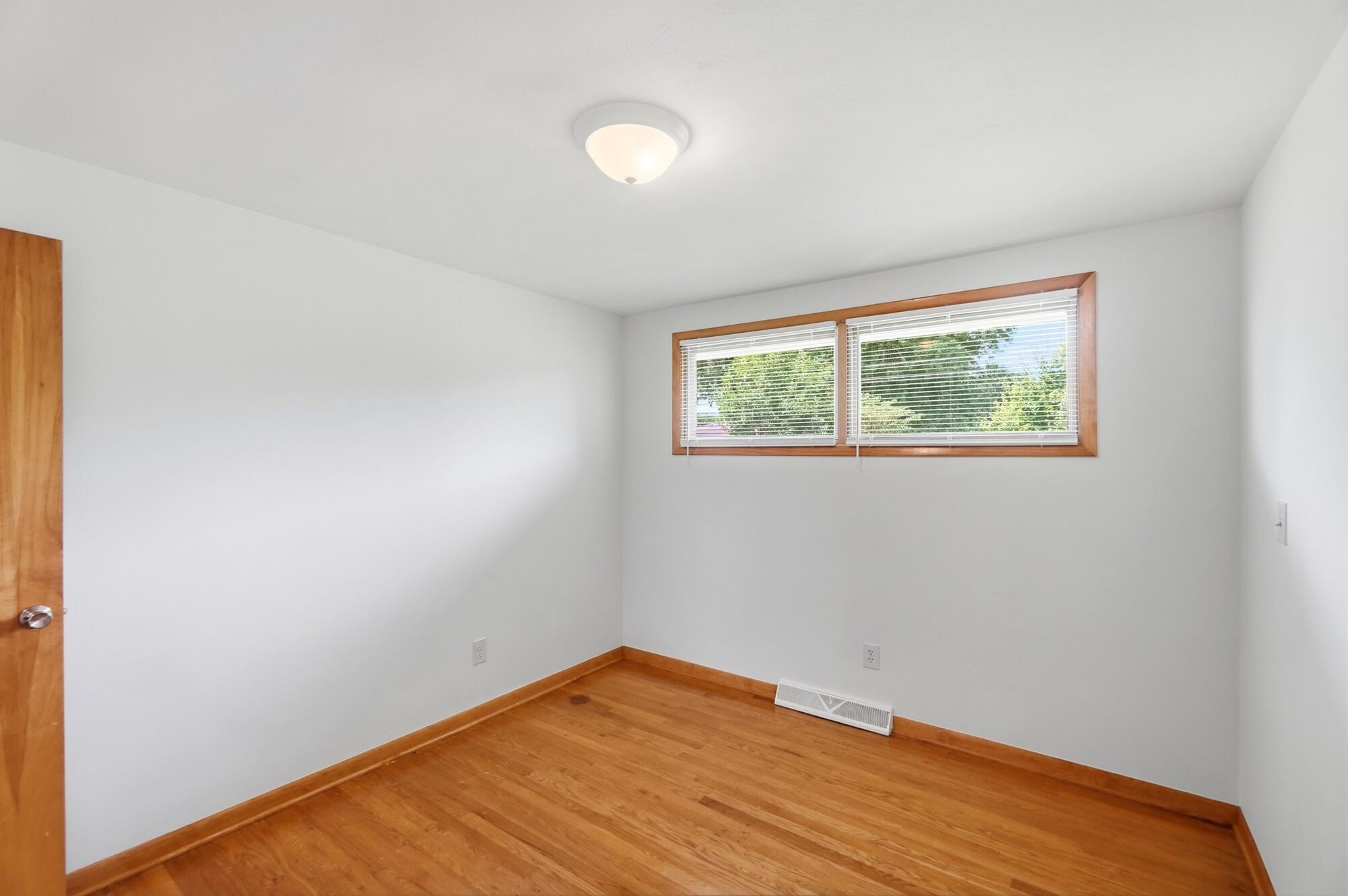 4209 Helena, Springfield, Ohio 45503