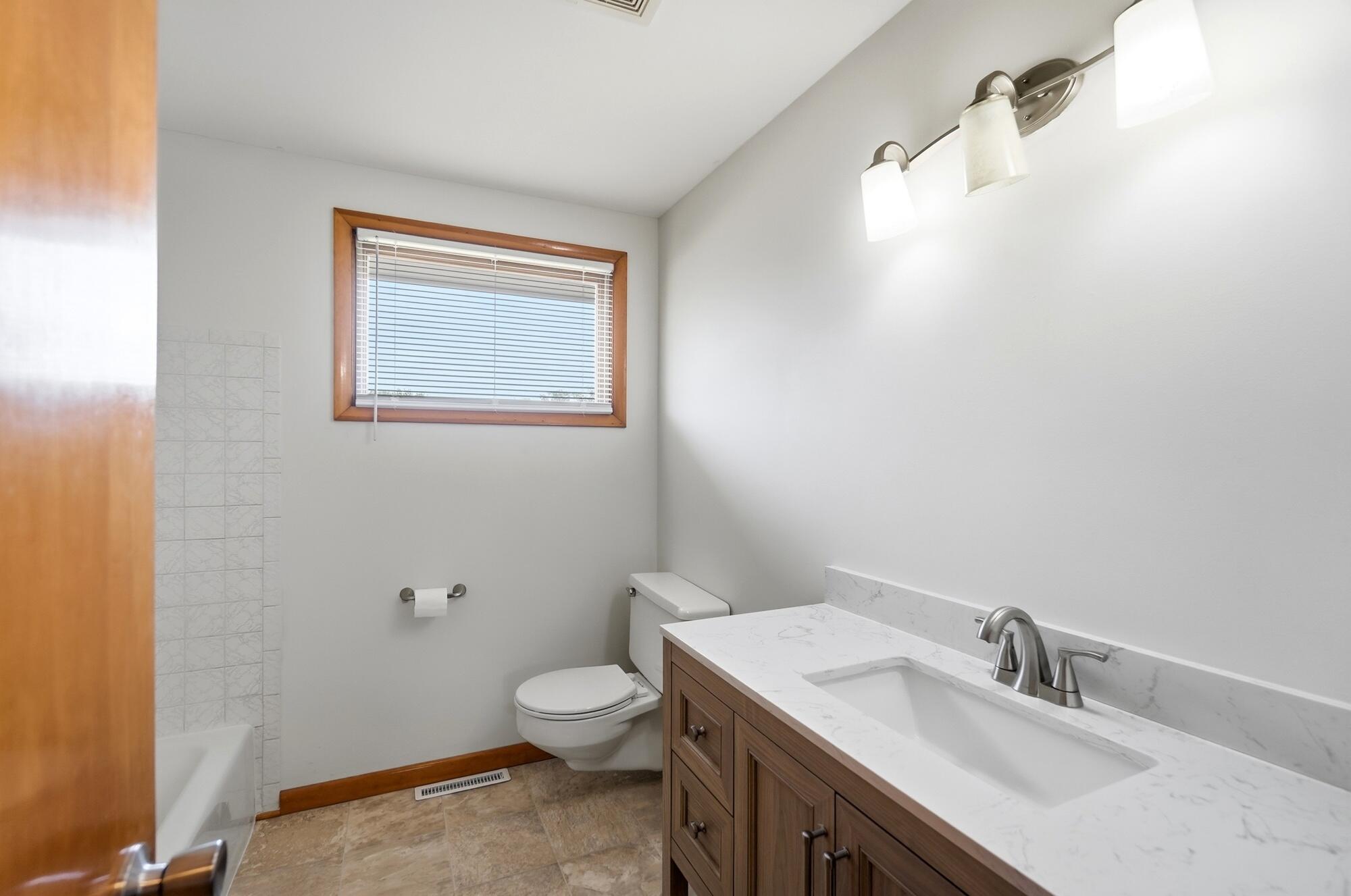 4209 Helena, Springfield, Ohio 45503