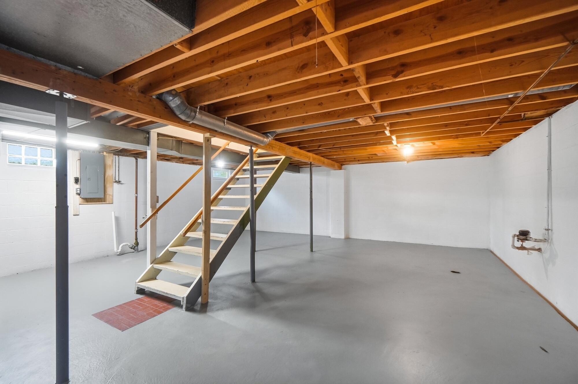 4209 Helena, Springfield, Ohio 45503