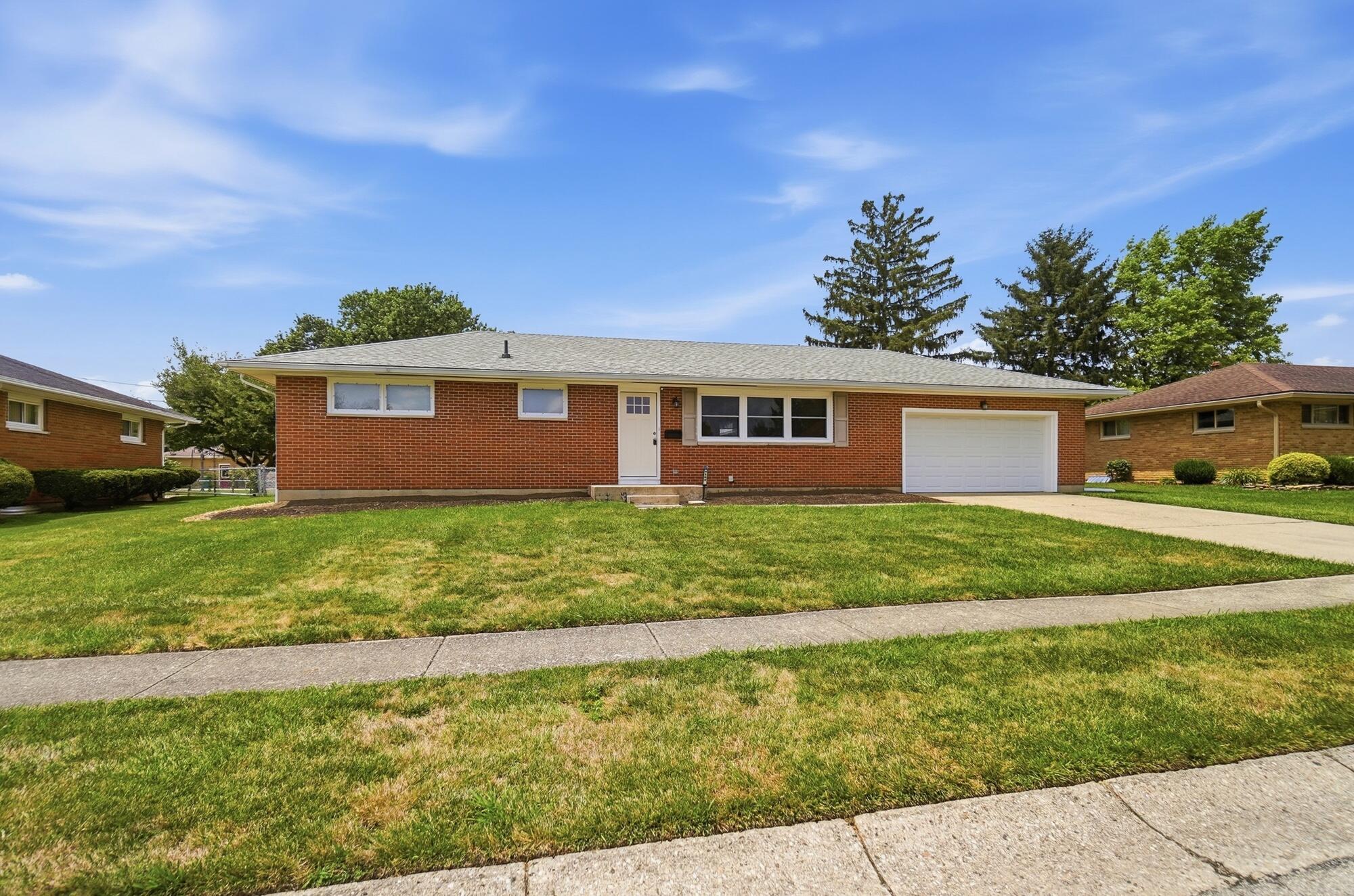 4209 Helena, Springfield, Ohio 45503