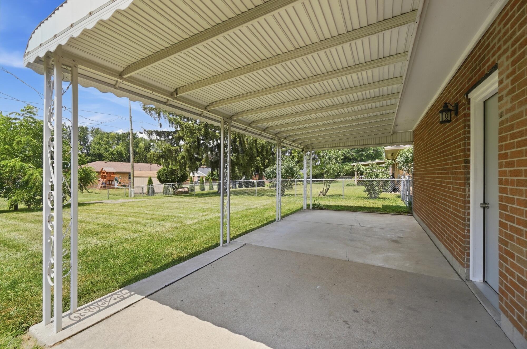 4209 Helena, Springfield, Ohio 45503