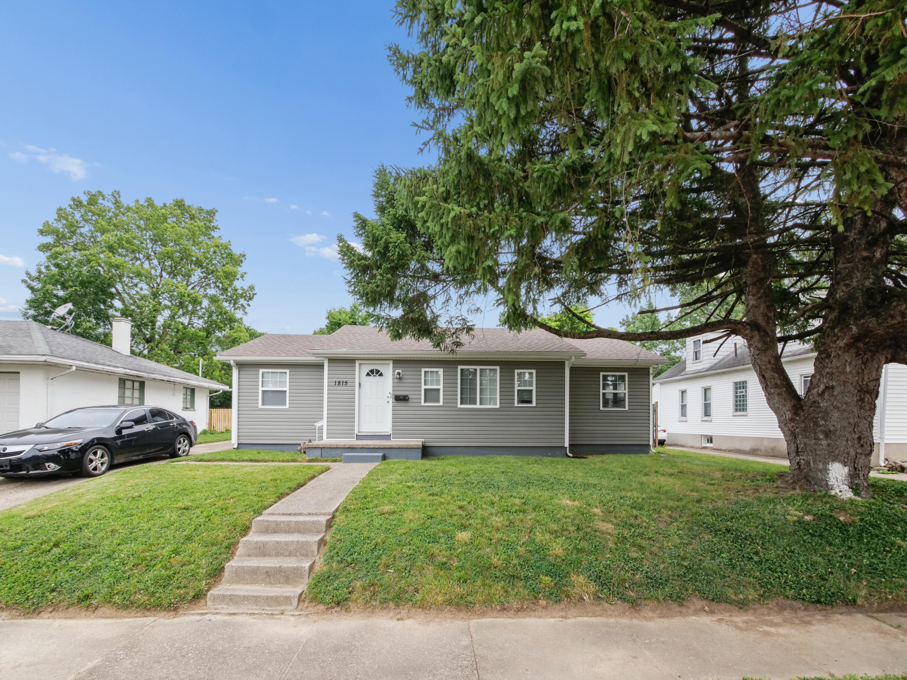 1815 Fieldstone, Dayton, Ohio 45414