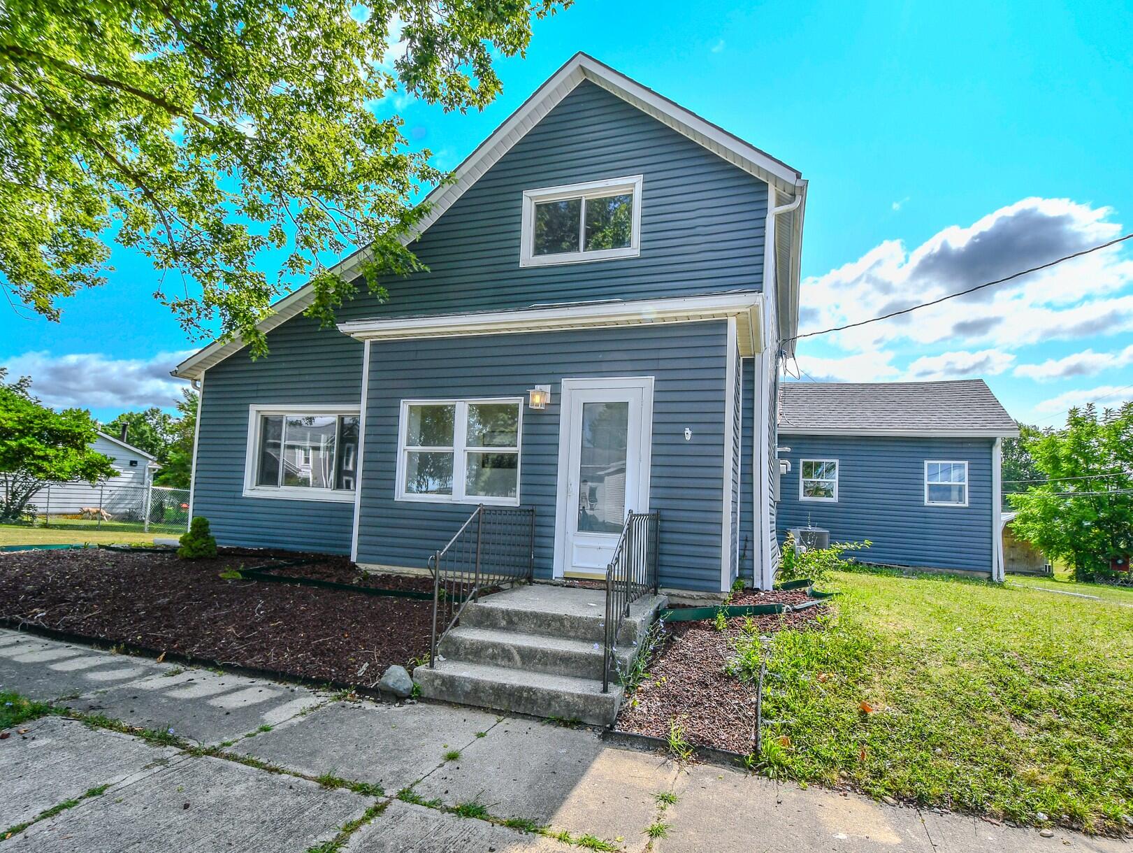 304 3rd, Anna, Ohio 45302