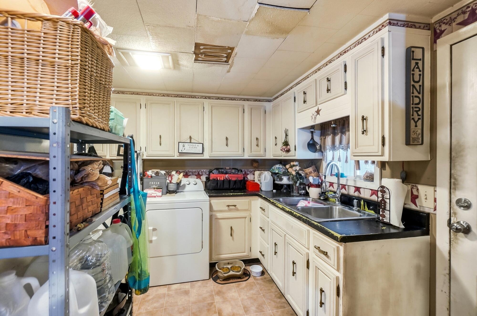 4100 Troy, Springfield, Ohio 45502
