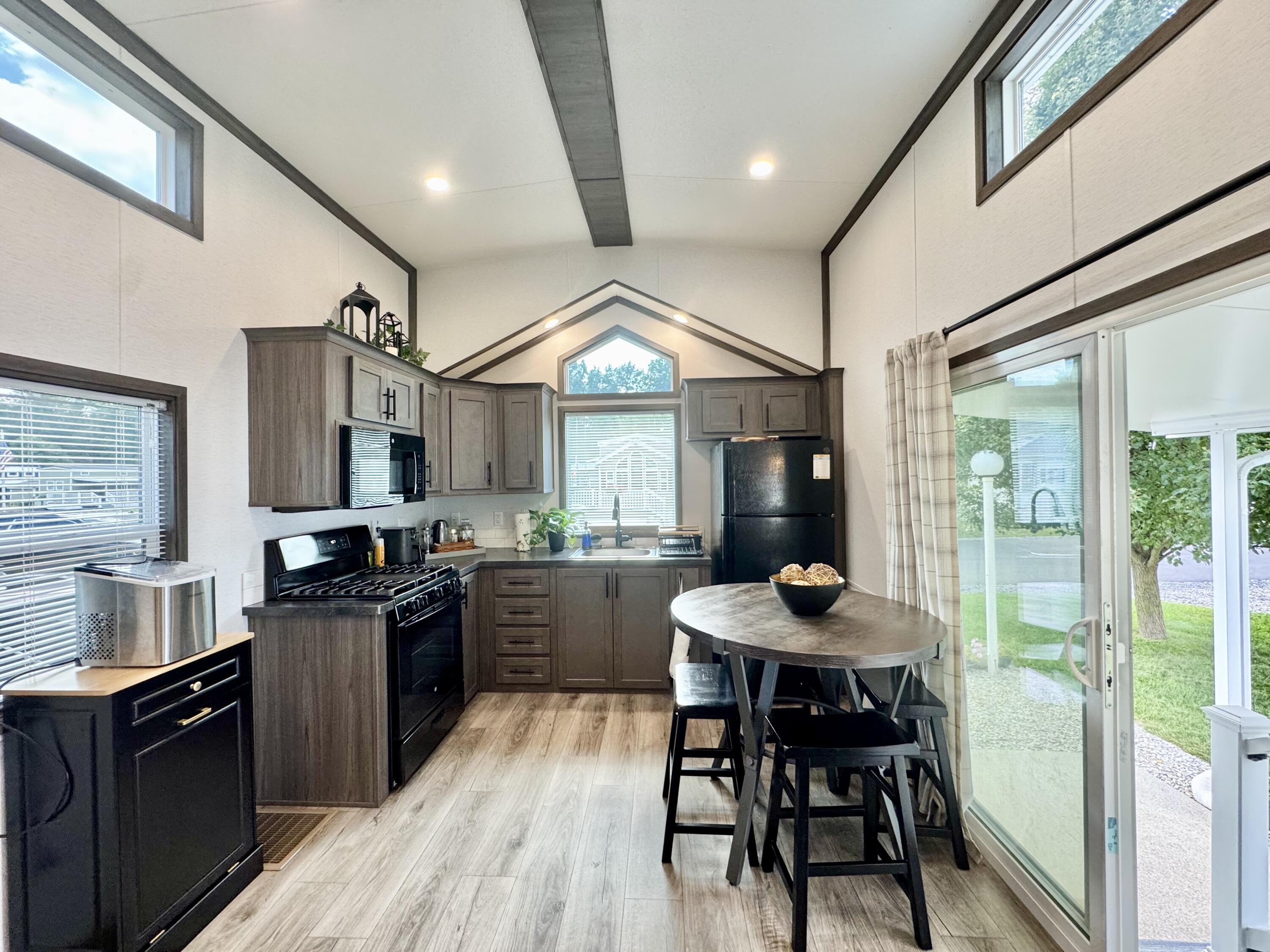 11377 Township Road 266, Lakeview, Ohio 43331