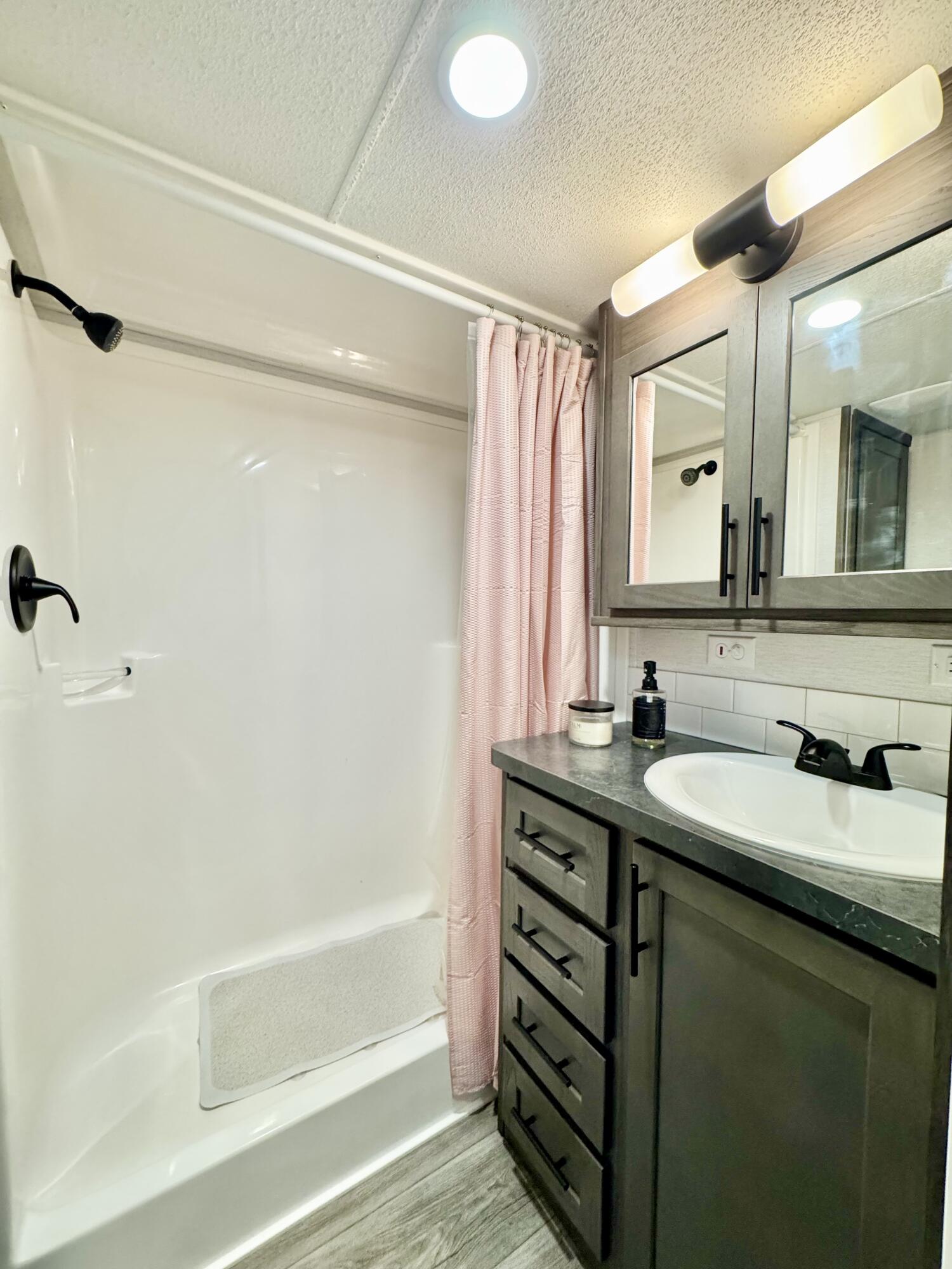 11377 Township Road 266, Lakeview, Ohio 43331