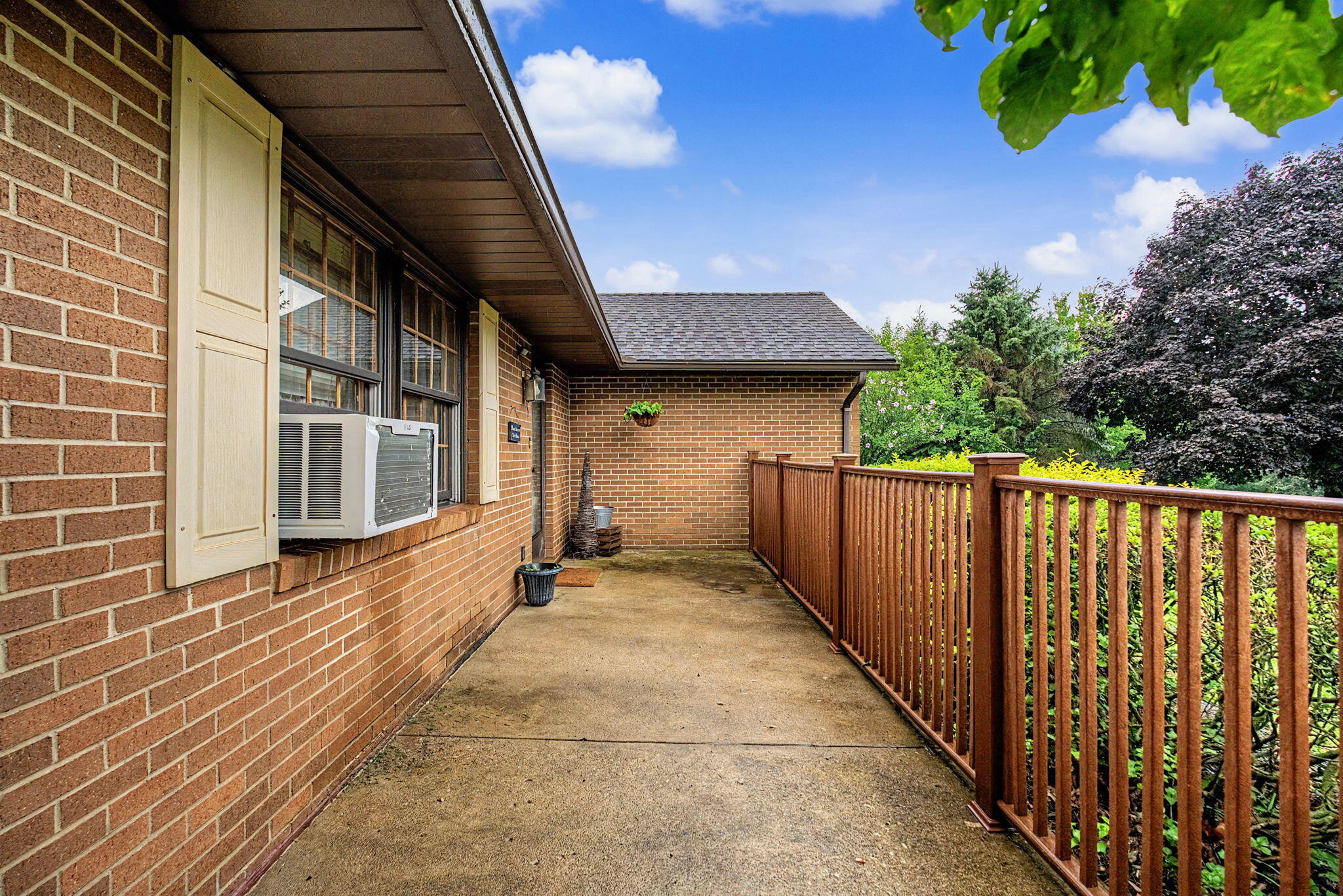 5755 State Route 55, Urbana, Ohio 43078
