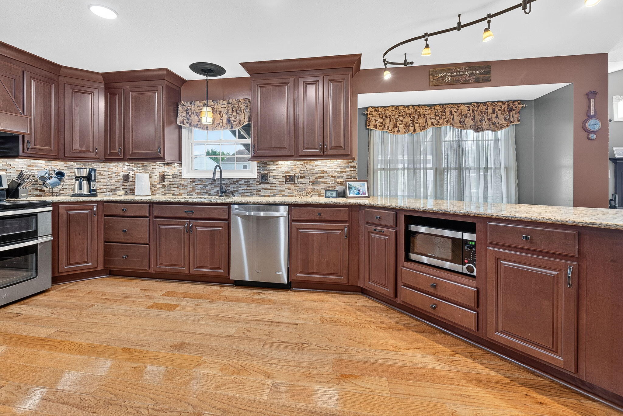 1937 Fawn Meadow, Marysville, Ohio 43040