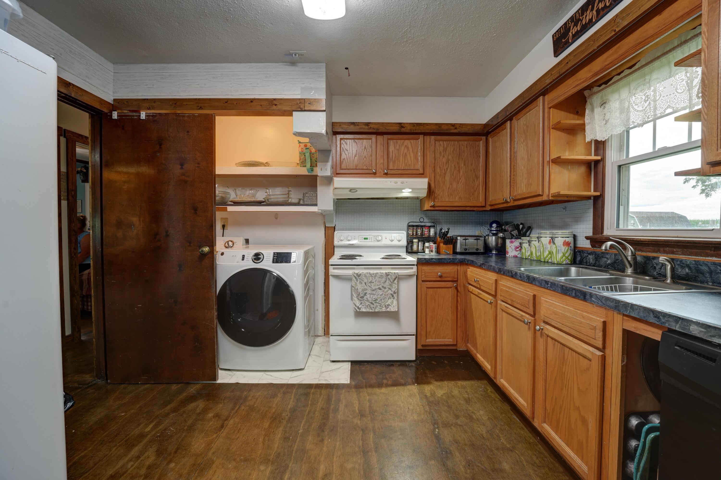 7446 Dull, Arcanum, Ohio 45304