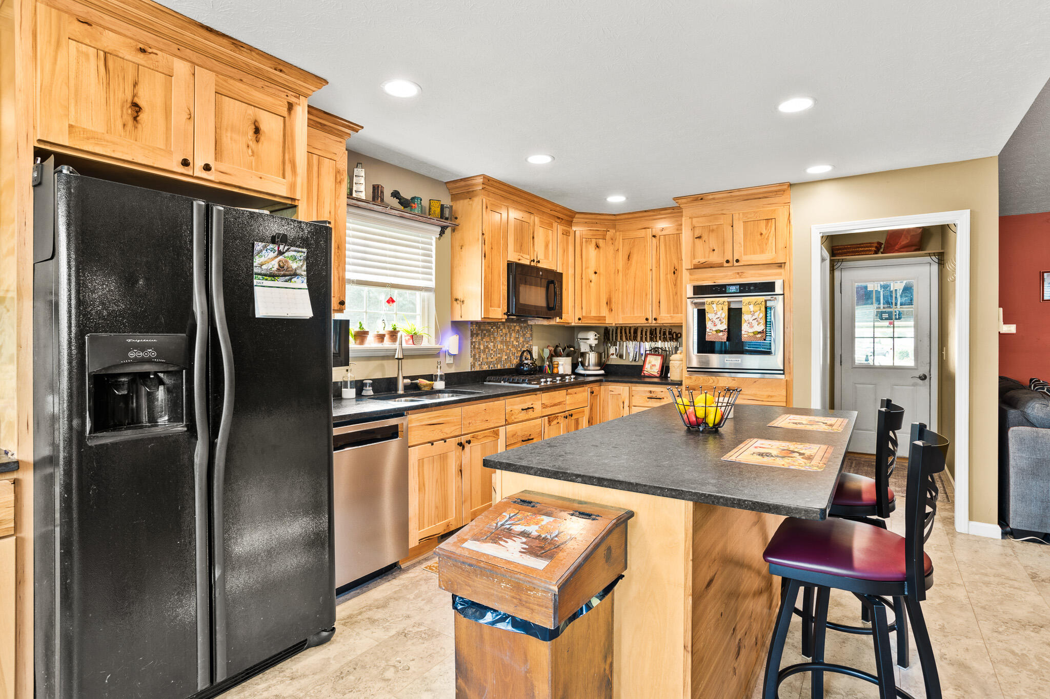 2490 Meadowpoint, Troy, Ohio 45373