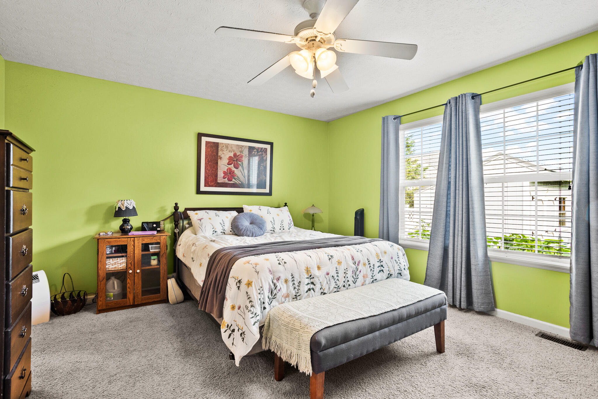 2490 Meadowpoint, Troy, Ohio 45373
