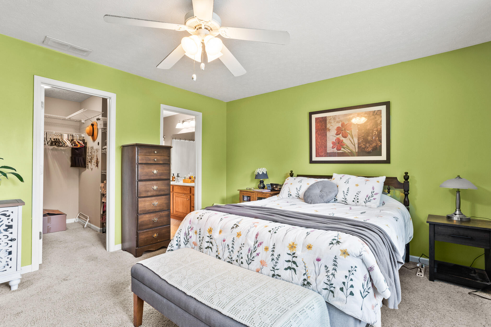 2490 Meadowpoint, Troy, Ohio 45373