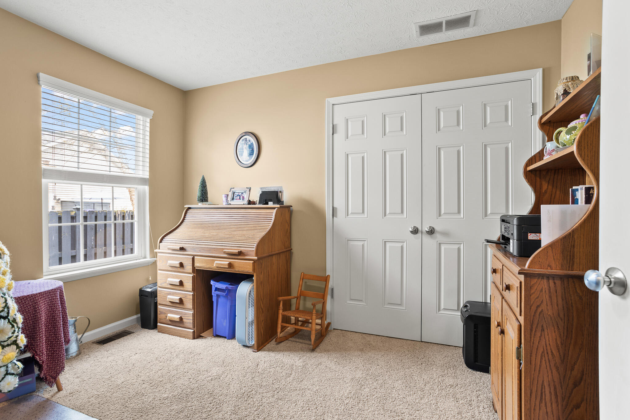 2490 Meadowpoint, Troy, Ohio 45373