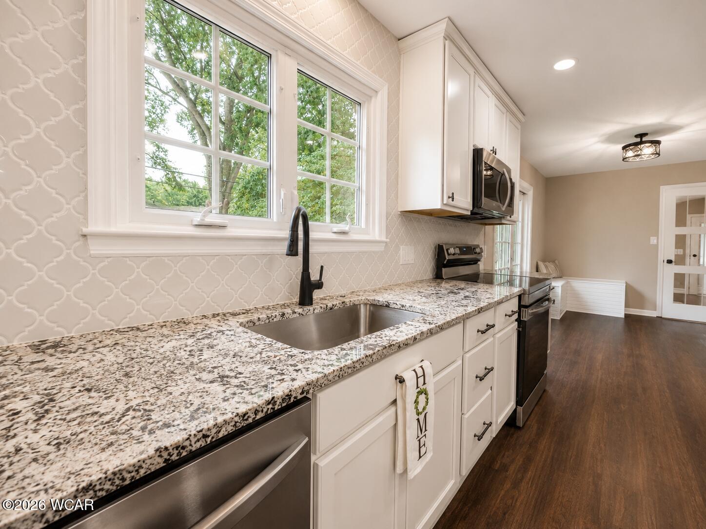 2320 London Drive, Lima, Ohio