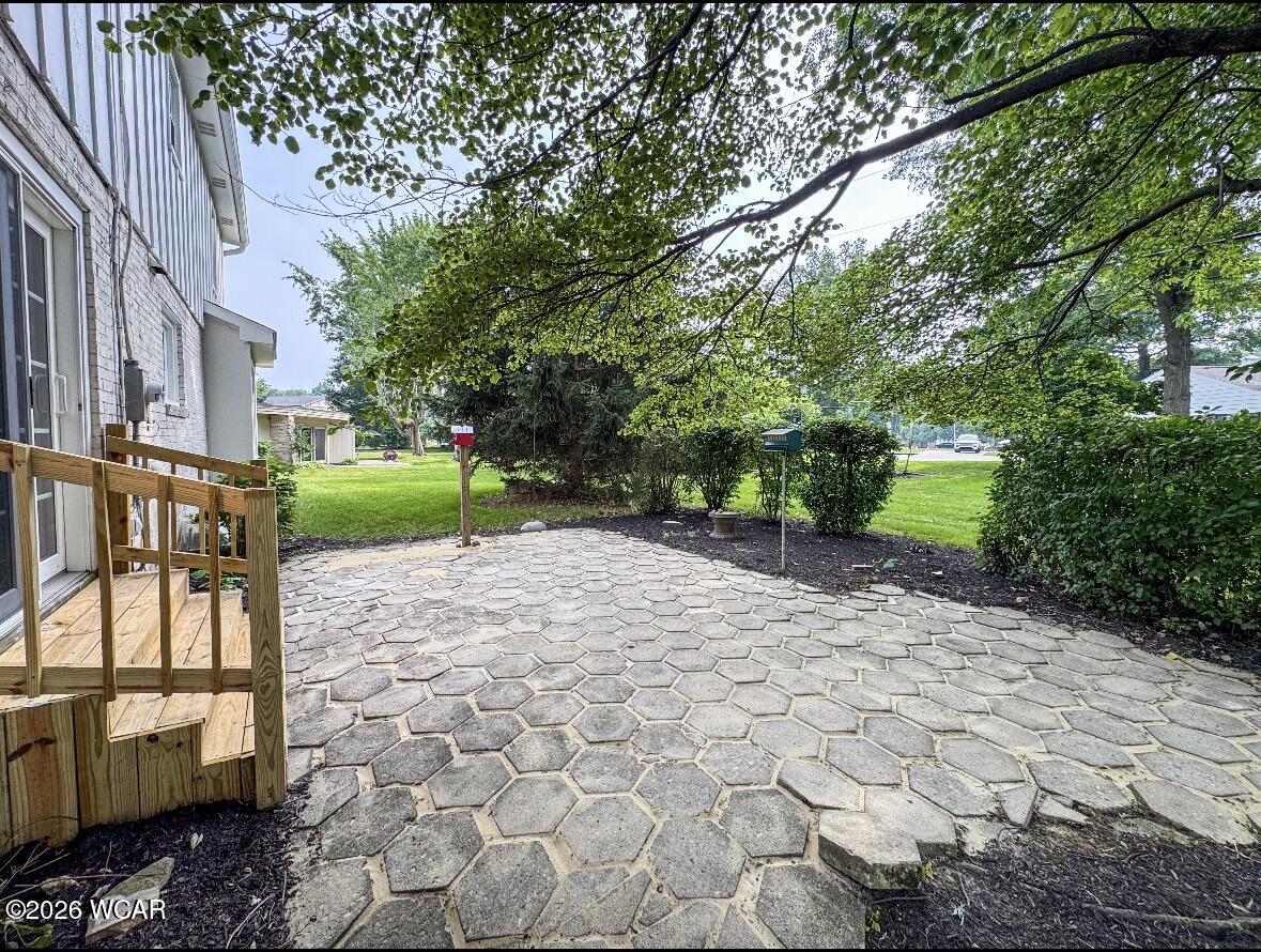 2320 London Drive, Lima, Ohio
