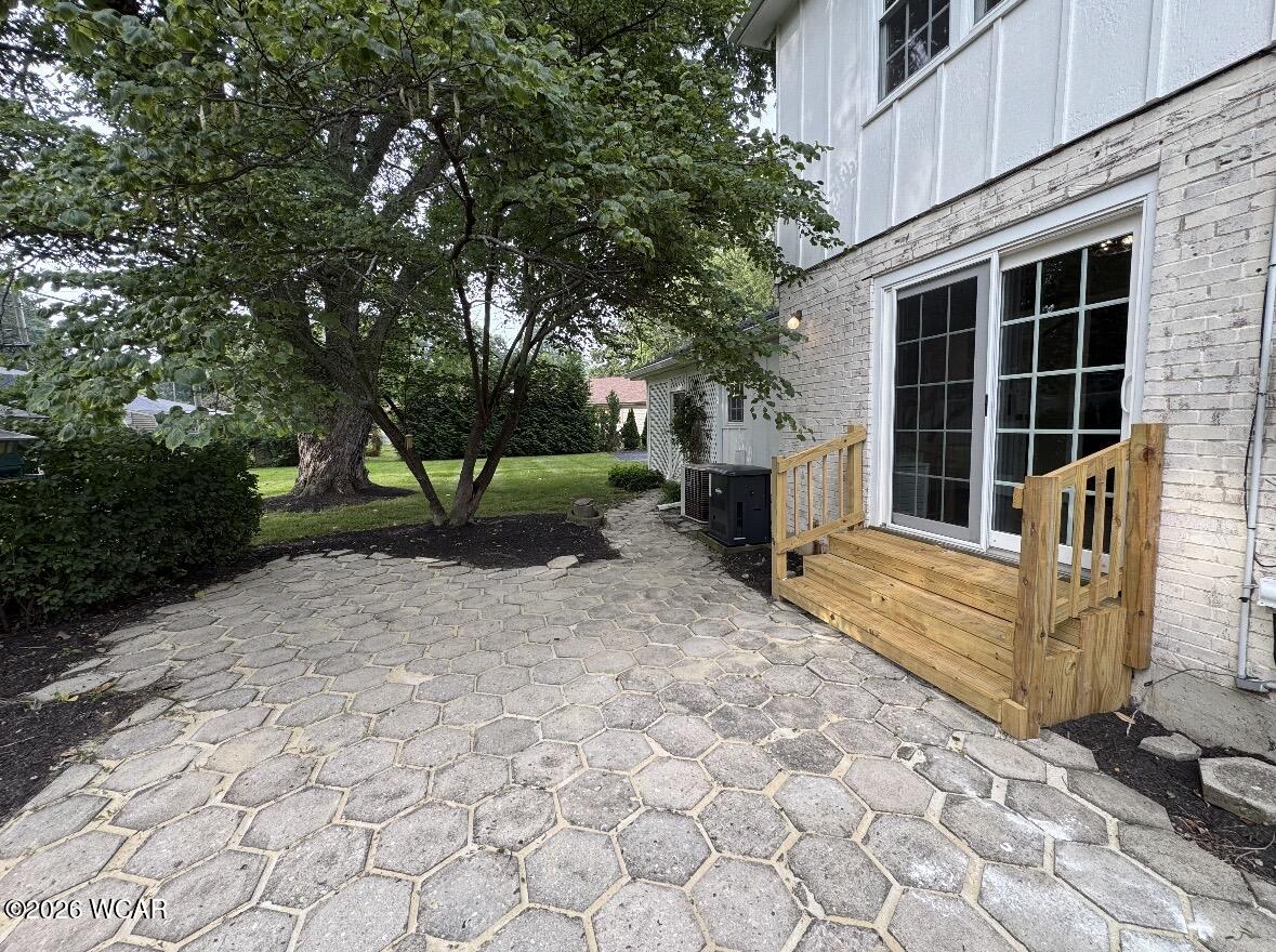 2320 London Drive, Lima, Ohio