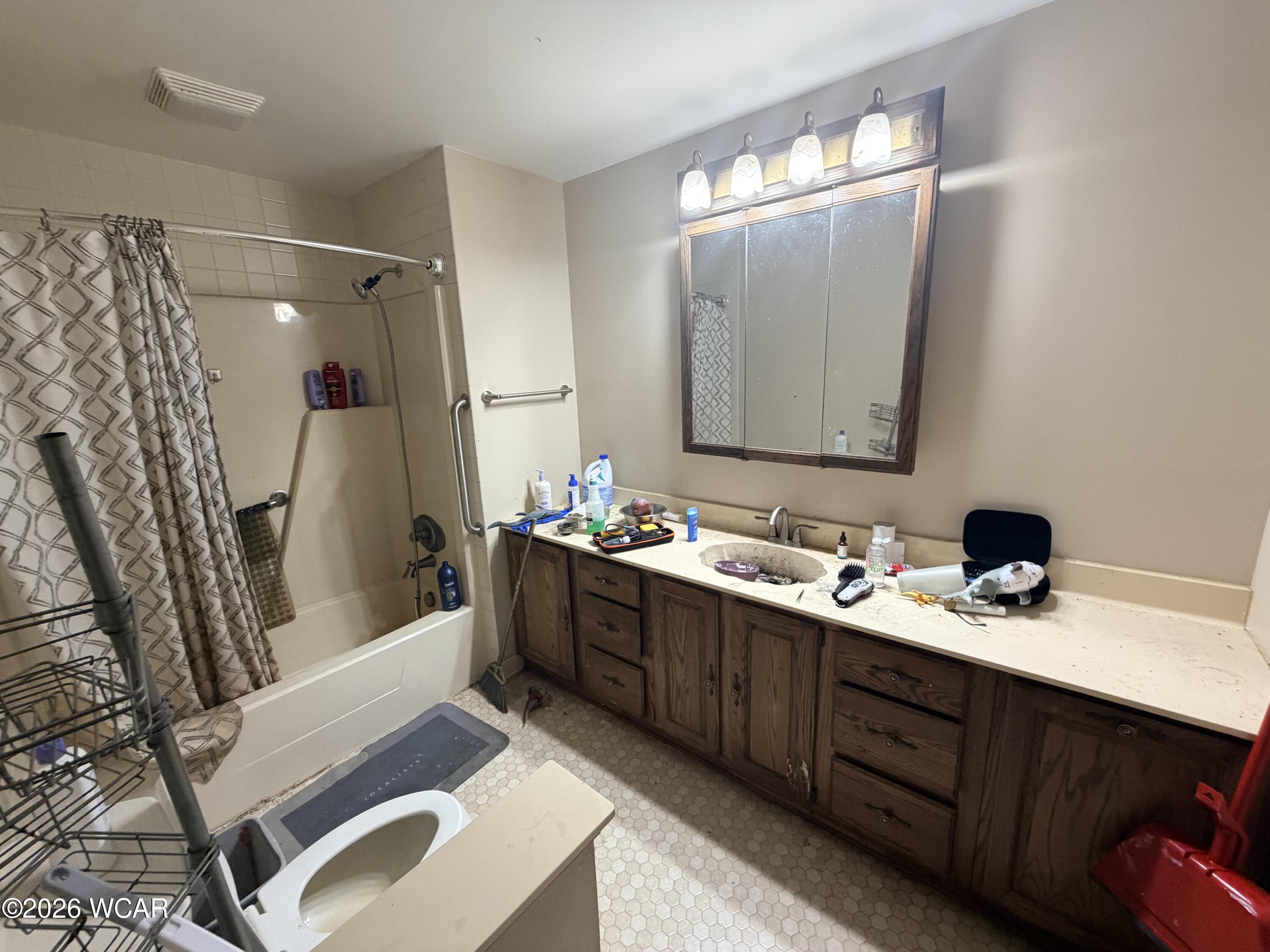 9021 County Road 35, Alger, Ohio