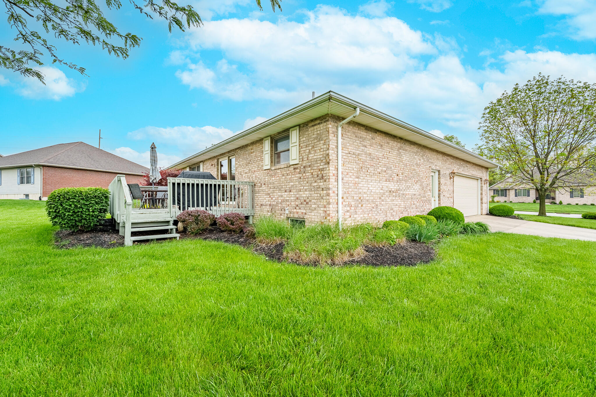 521 Hoewisher, Sidney, Ohio 45365