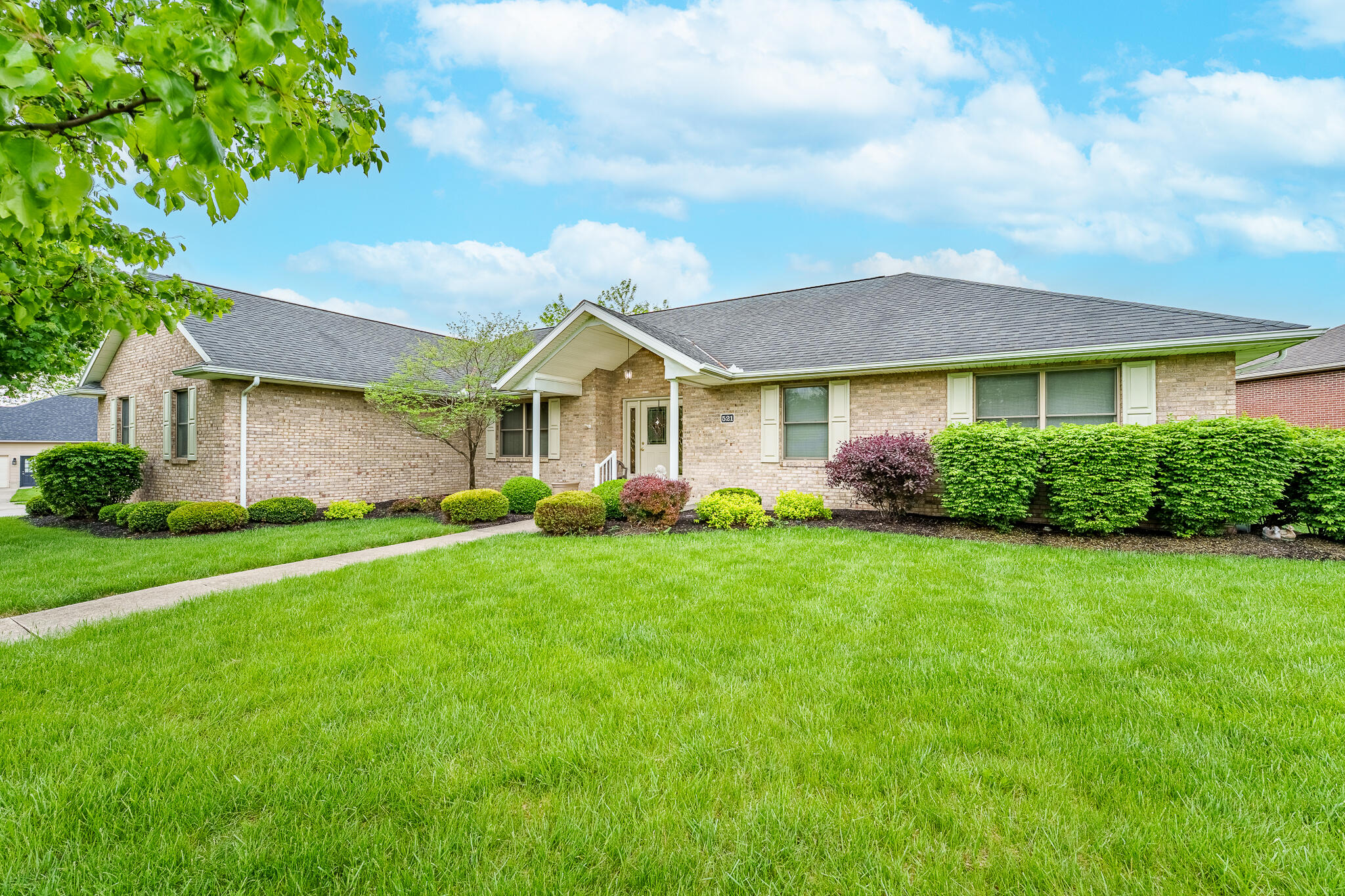 521 Hoewisher, Sidney, Ohio 45365